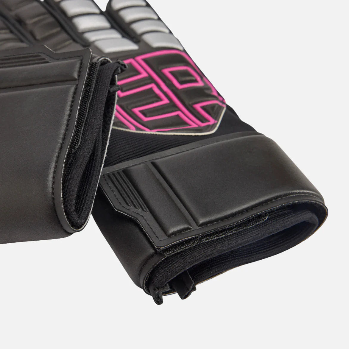 Adidas x Sp5der Gloves