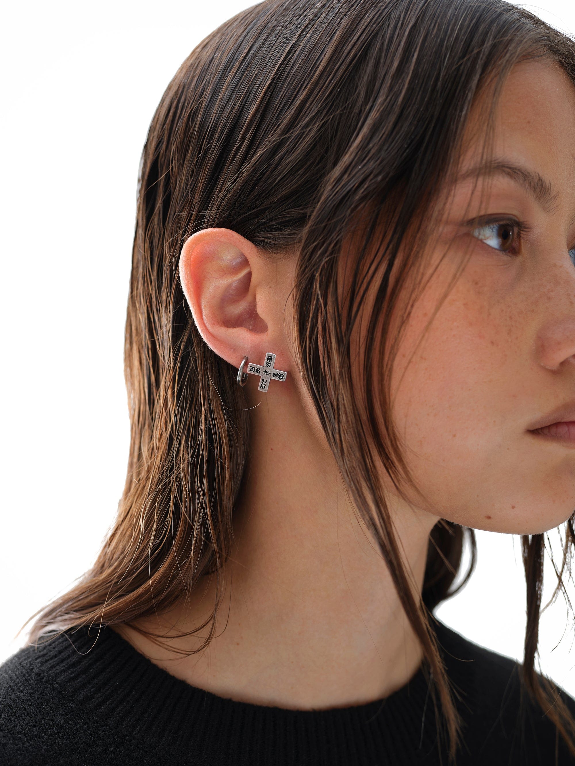 DROP DEAD - MORBID CURIOSITY Heretic Earrings