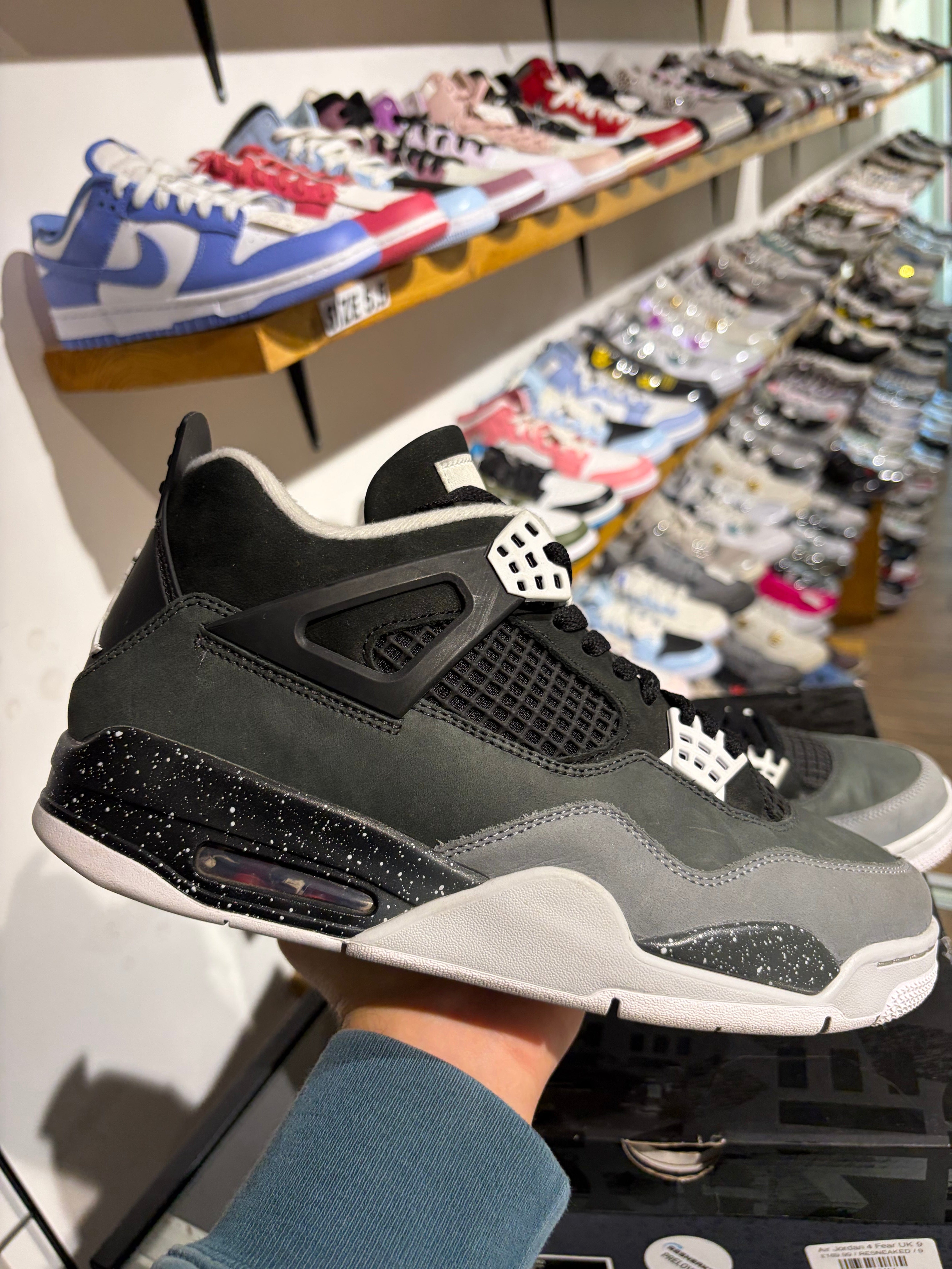 Air Jordan 4 Fear UK 9