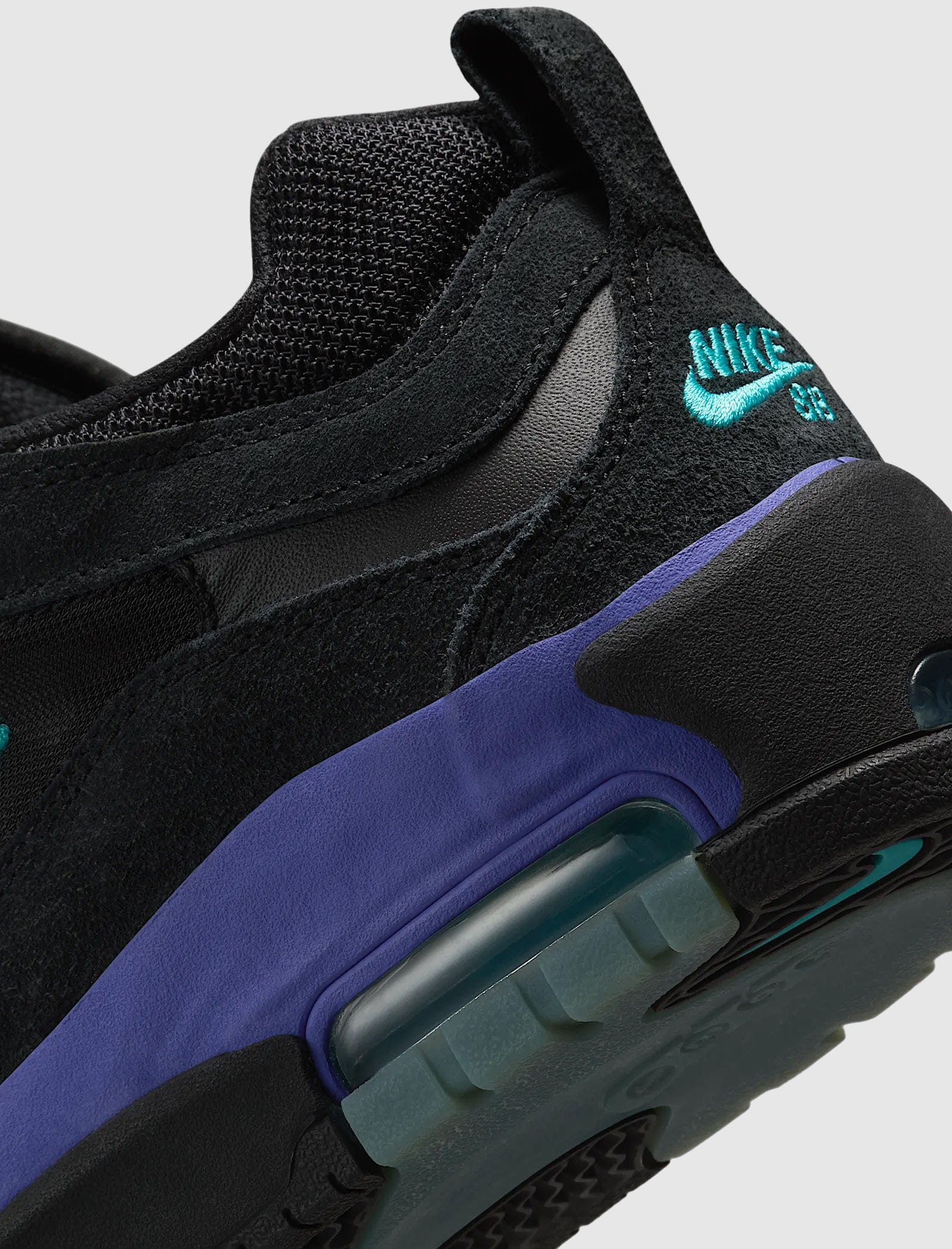 NIKE SKATEBOARD SB AIR MAX ISHOD FLAX "BLACK/GRAPE"