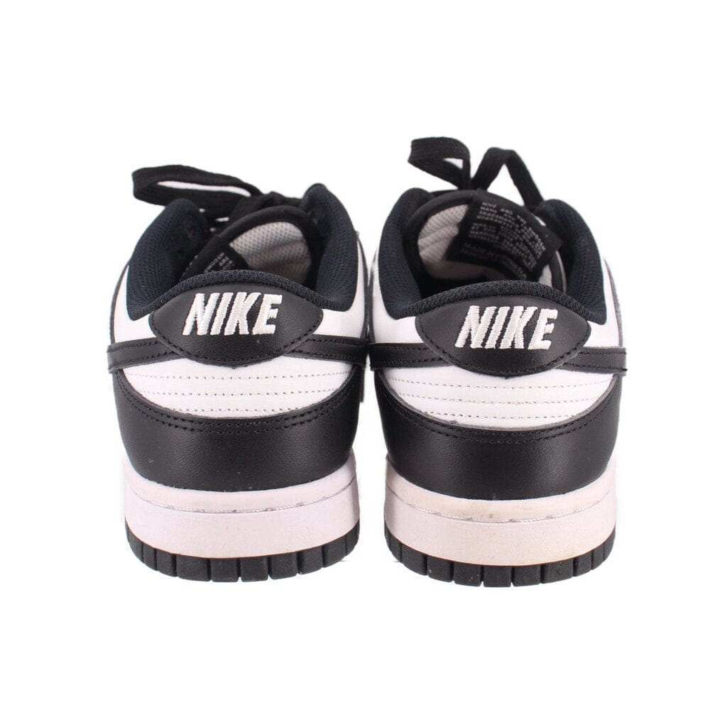 NIKE WOMEN'S DUNK LOW SNEAKERS BLACK/WHITE 9.5 US