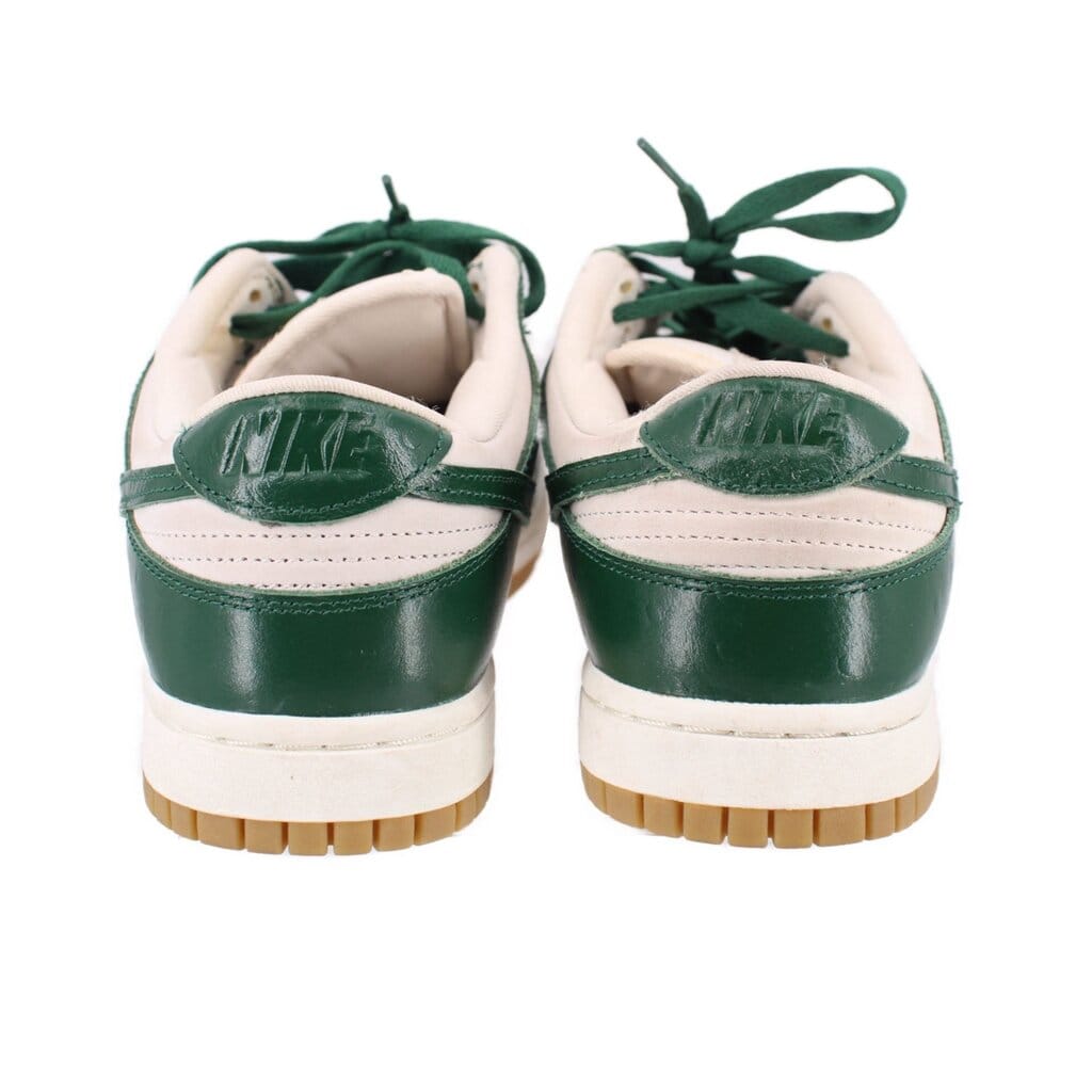 NIKE WOMEN'S DUNK LOW SNEAKERS GREEN 8 US