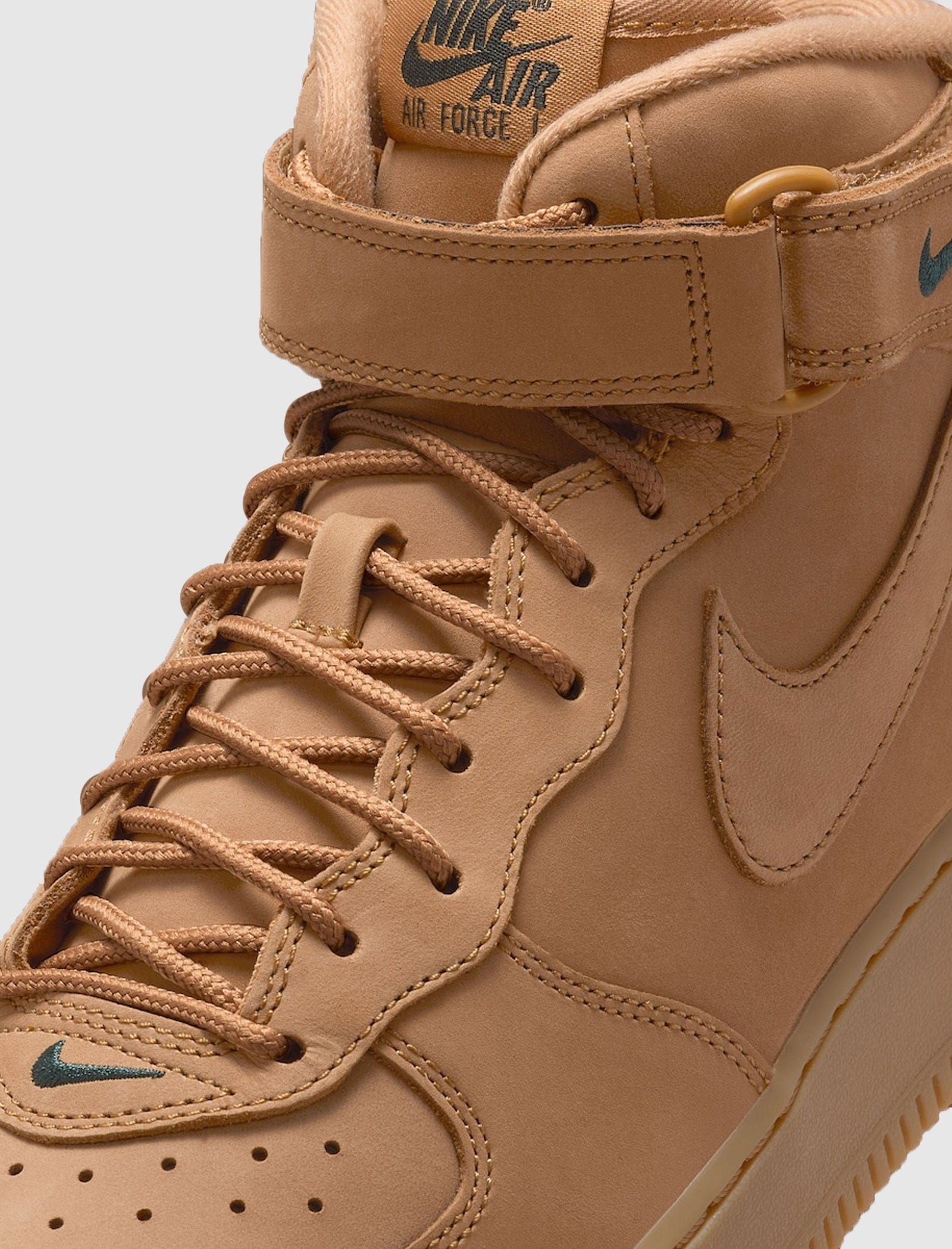 Nike AIR FORCE 1 MID "FLAX"