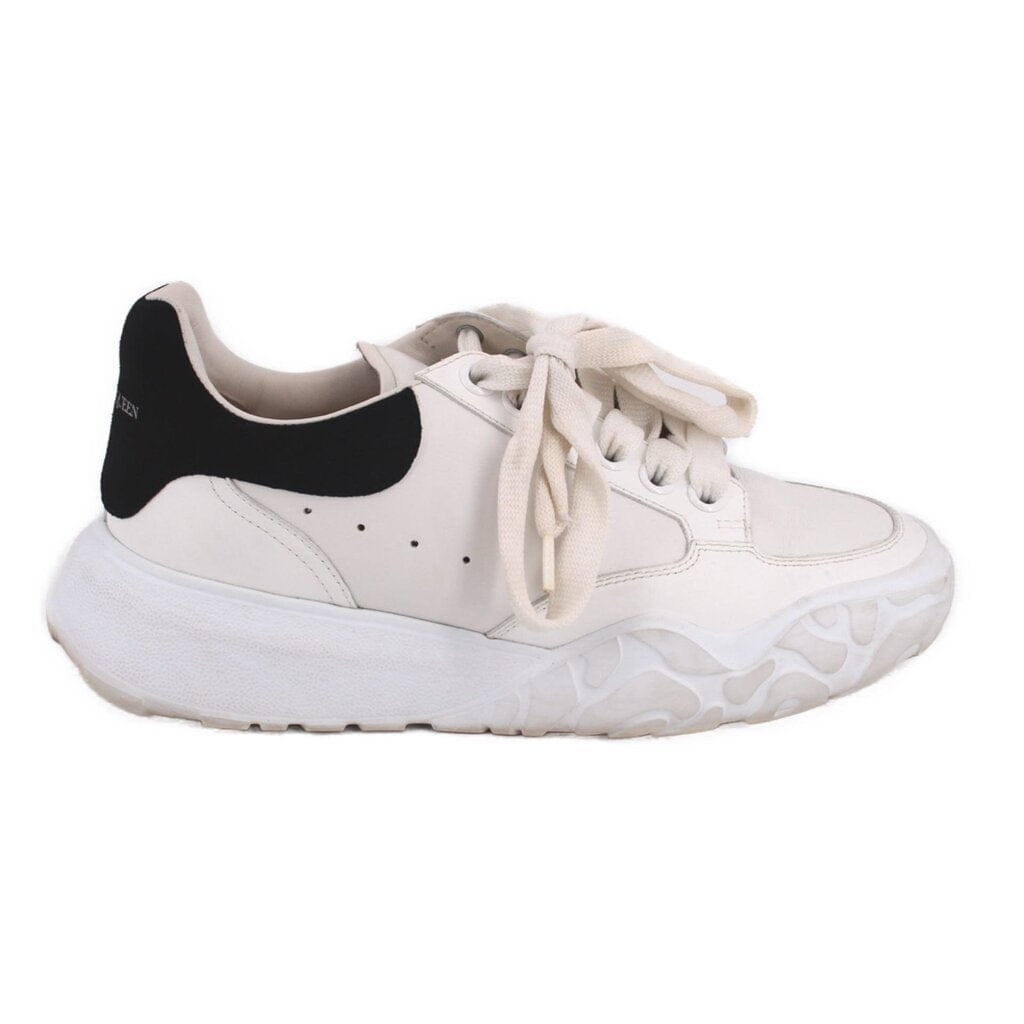 ALEXANDER MCQUEEN WOMEN'S OVERSIZED COURT TRAINER SNEAKERS WHITE 7.5 US