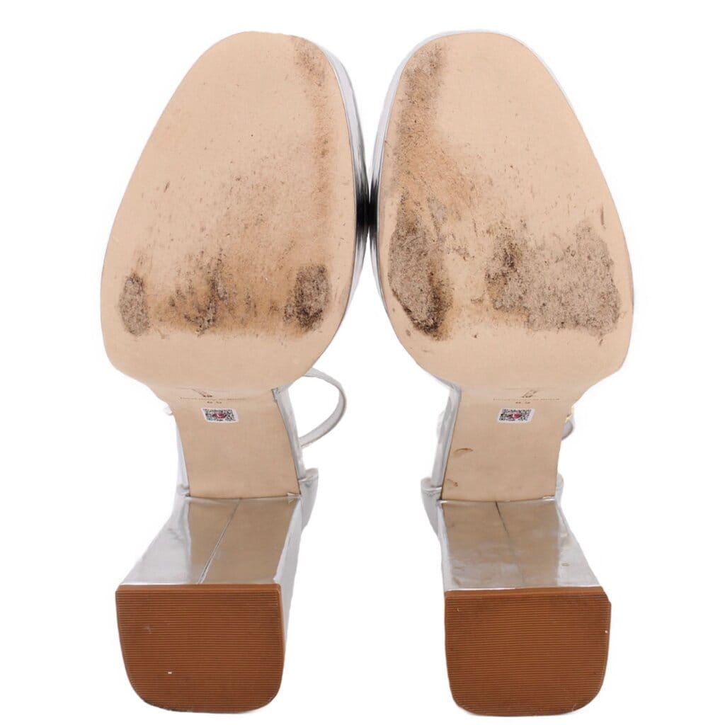 LARROUNDE METALIC HEELS SILVER 8.5 US