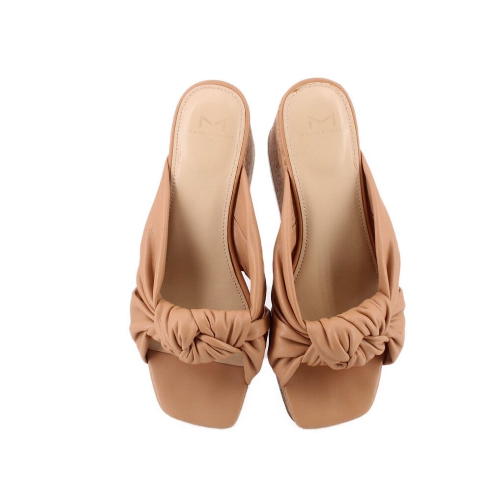 MARC FISHER PLATFORM SANDALS TAN 7.5 US