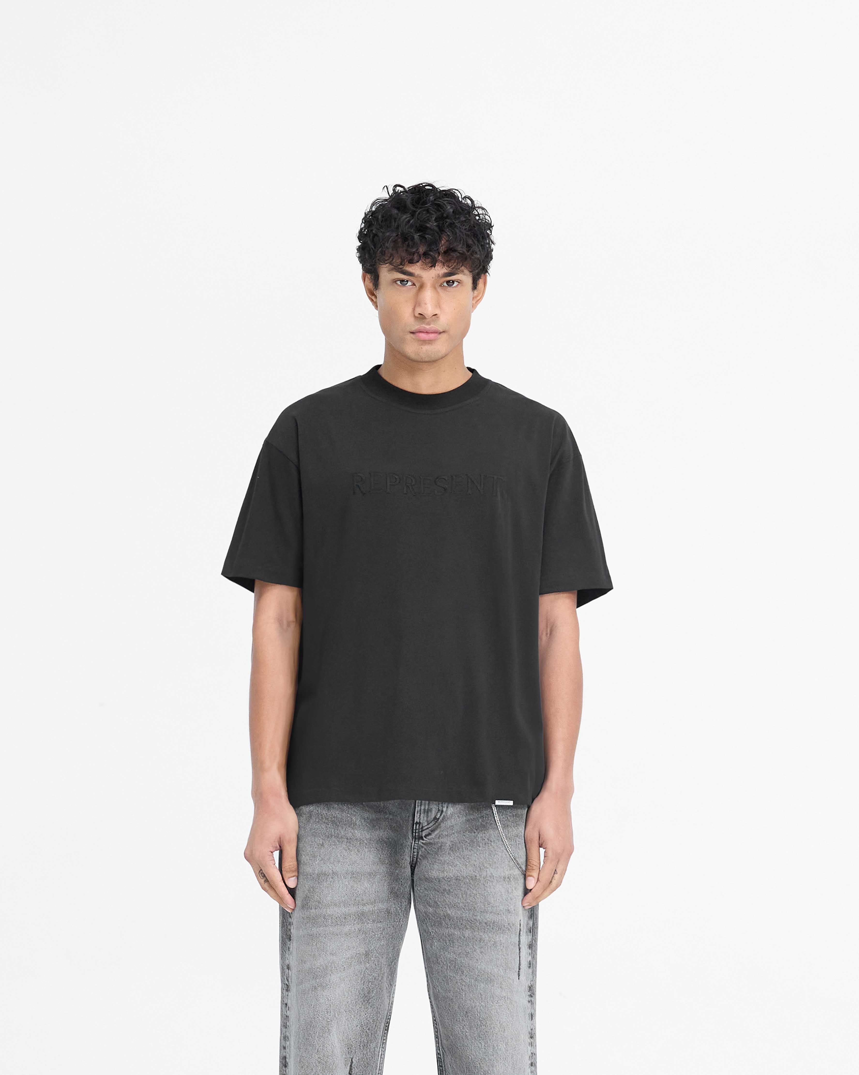 PRE SS25 Serif Logo T-Shirt - Jet Black