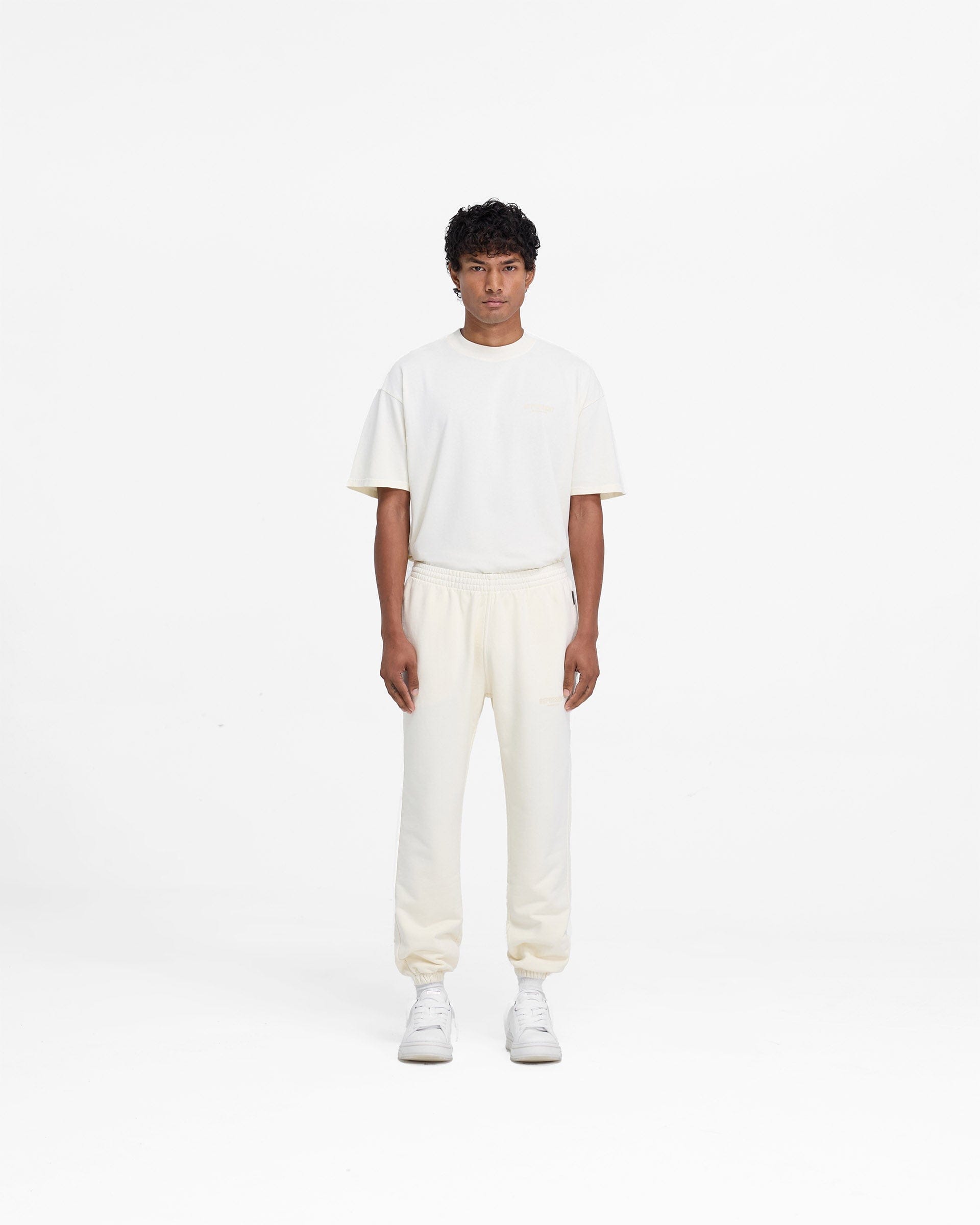 Owners Club Represent Owners Club Sweatpant - Buttercream