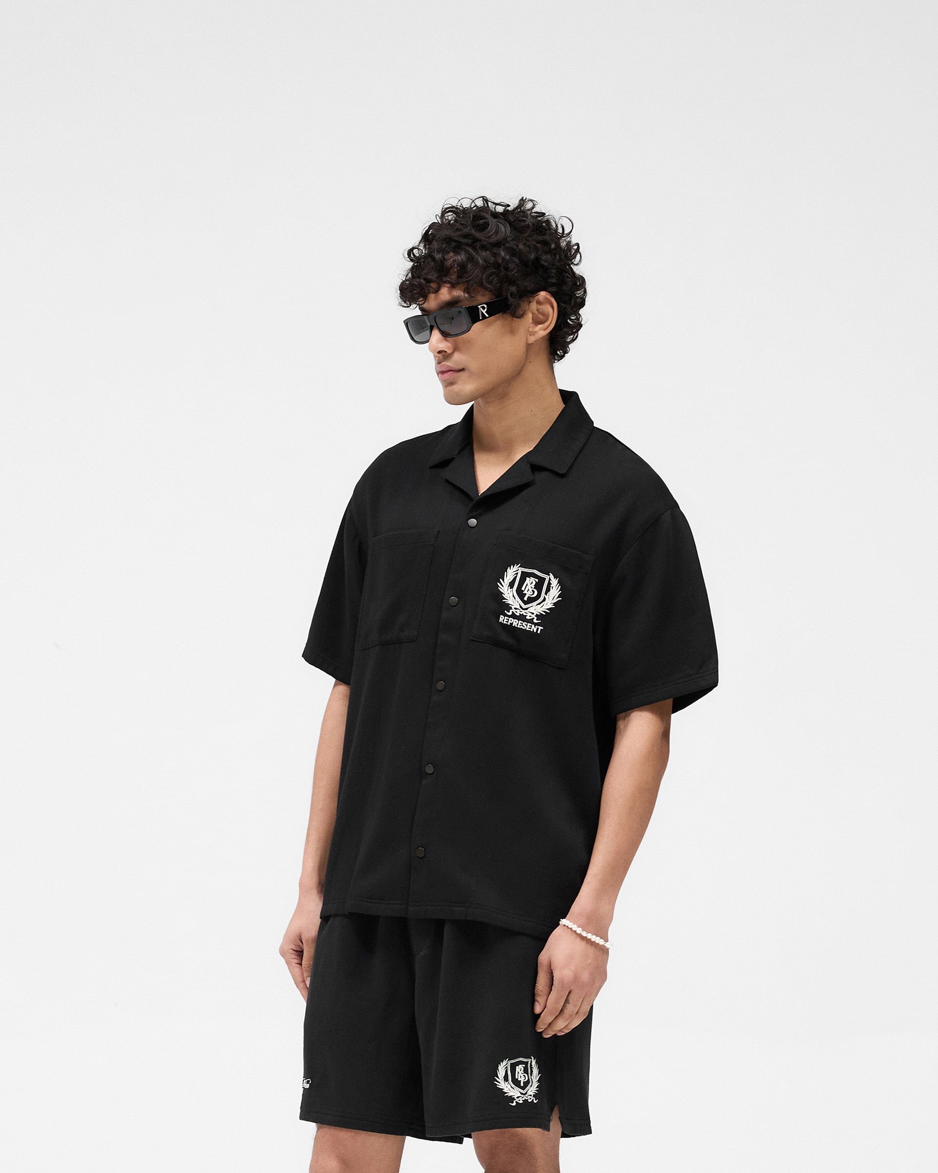 SS25 Represent Crest Shirt - Jet Black