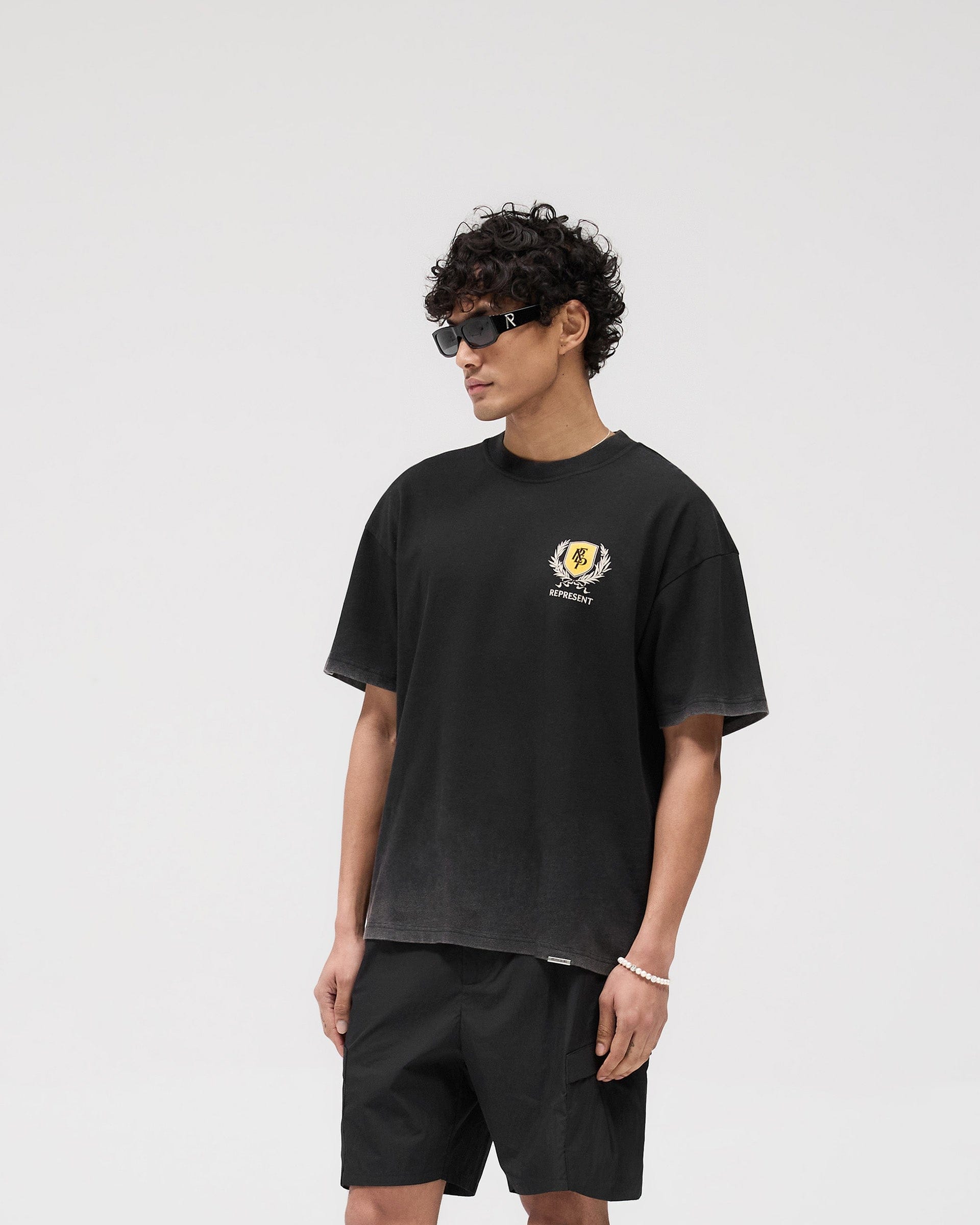 SS25 Crest T-Shirt - Vintage Black