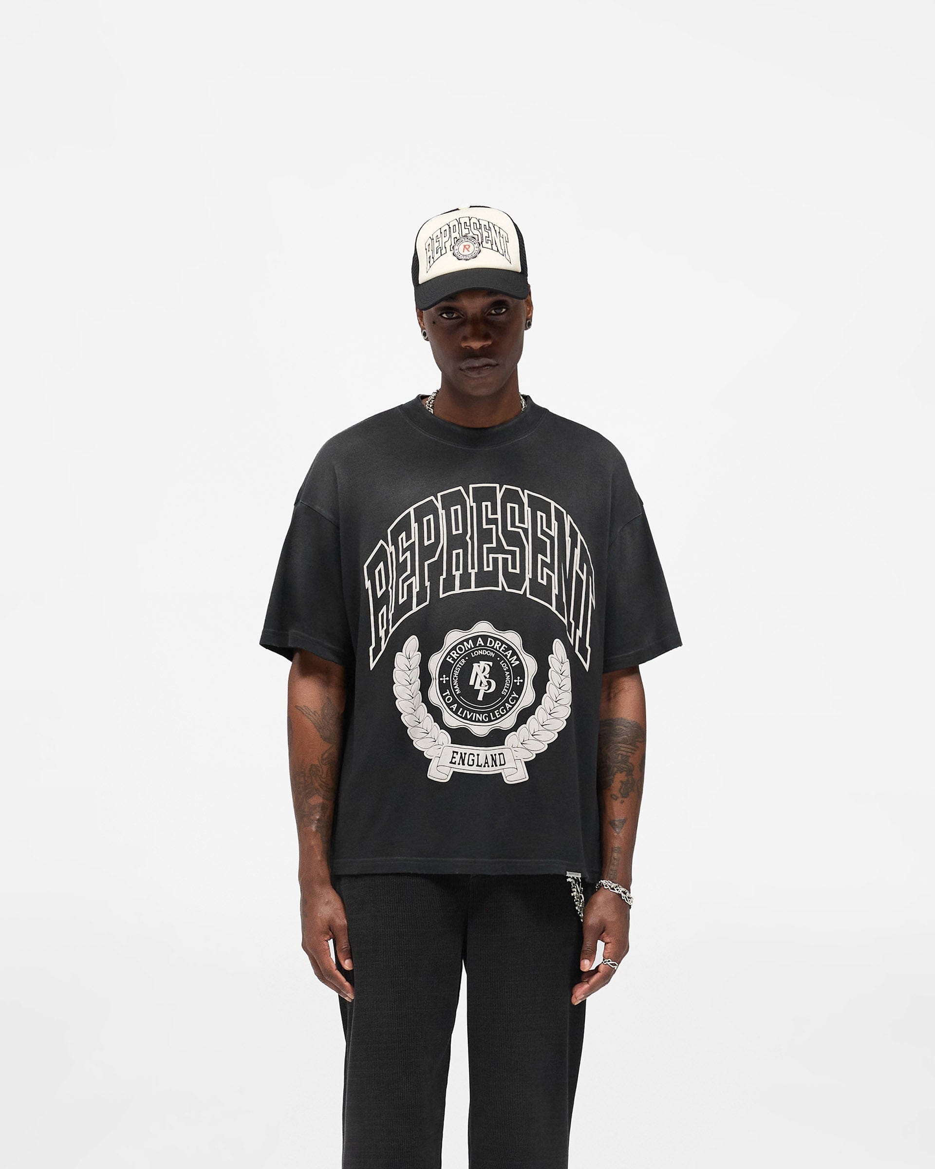 FW25 Legacy Crest T-Shirt - Stained Black