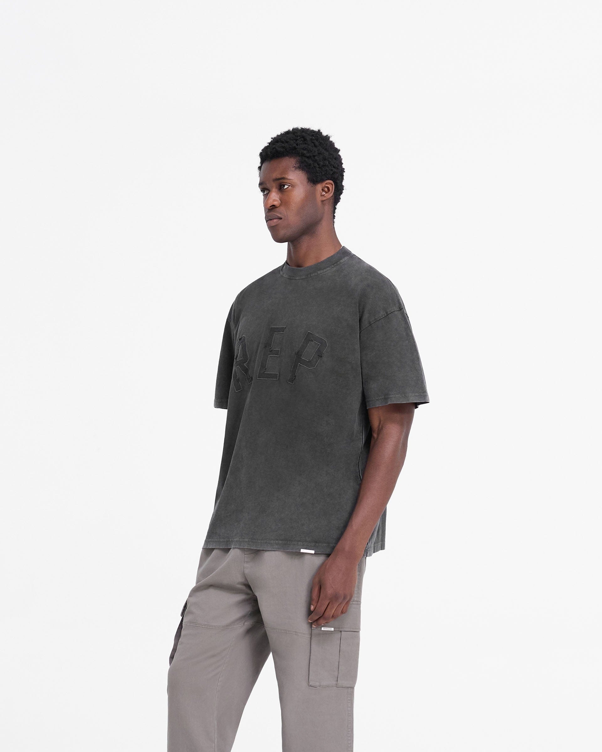 FW24 Rep Applique T-Shirt - Vintage Black