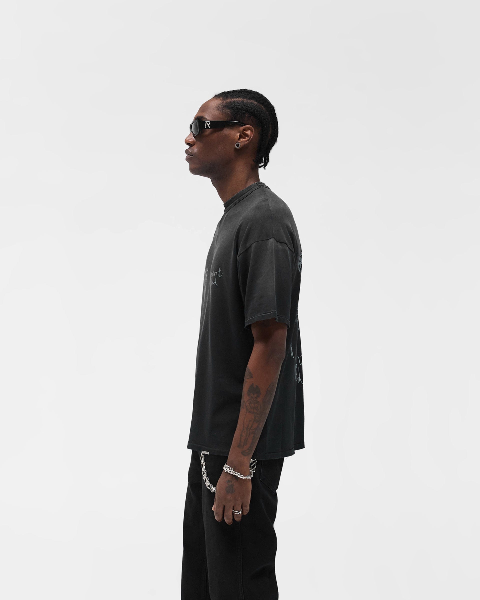 FW25 Hand Drawn Thoroughbred T-Shirt - Aged Black