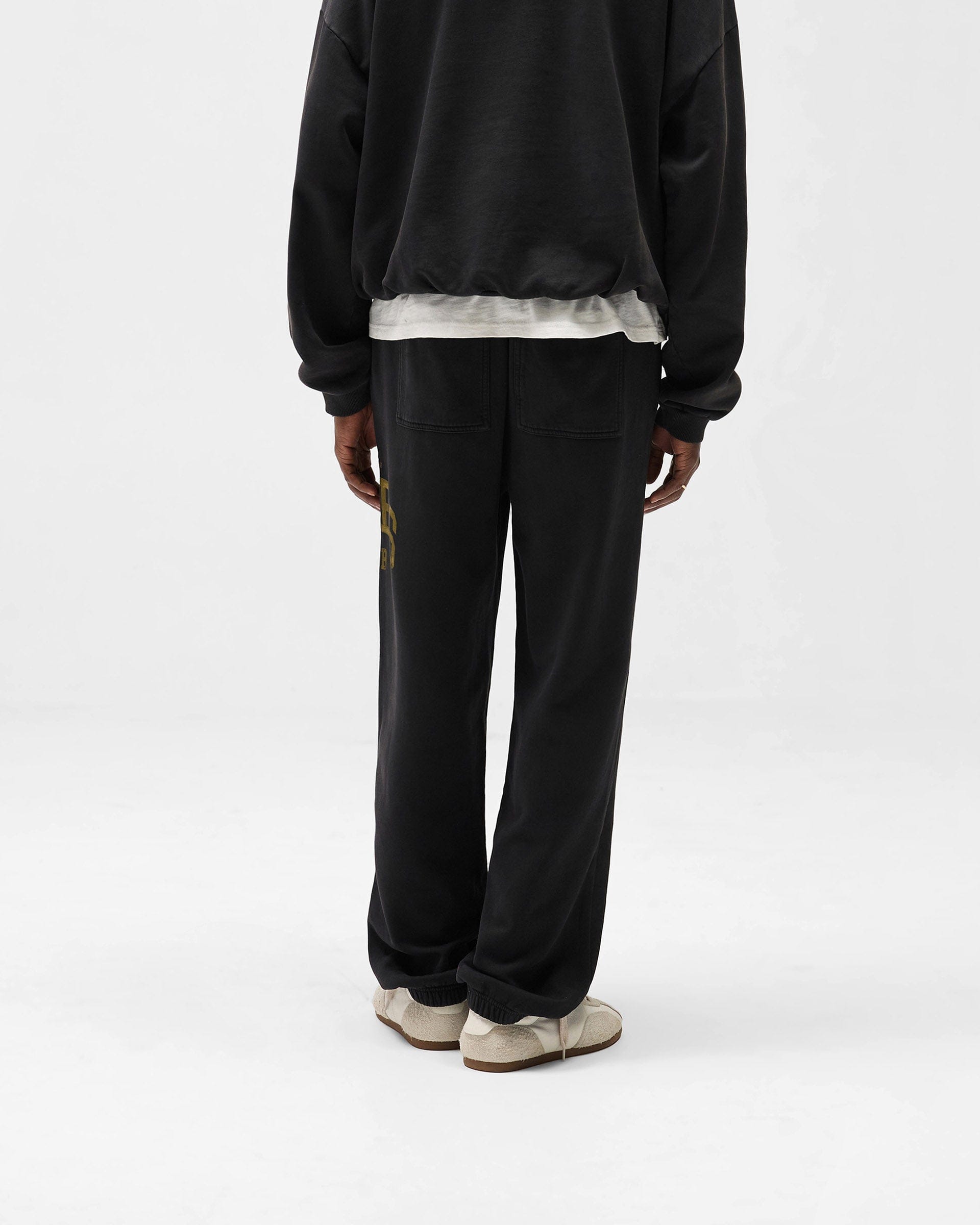 Owners Club Represent Owners Club Sweatpant - Faded Black