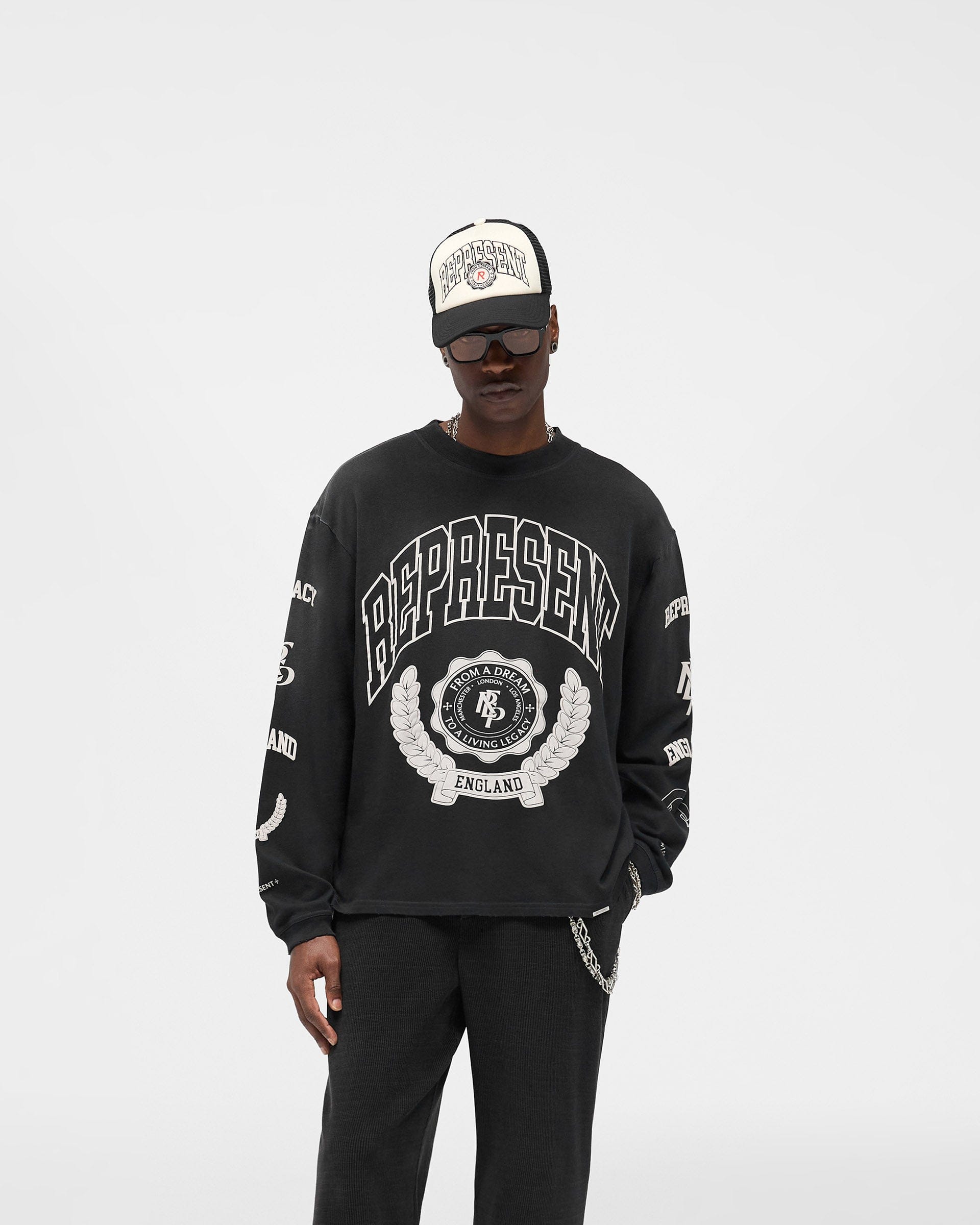 FW25 Legacy Crest Long Sleeve T-Shirt - Stained Black