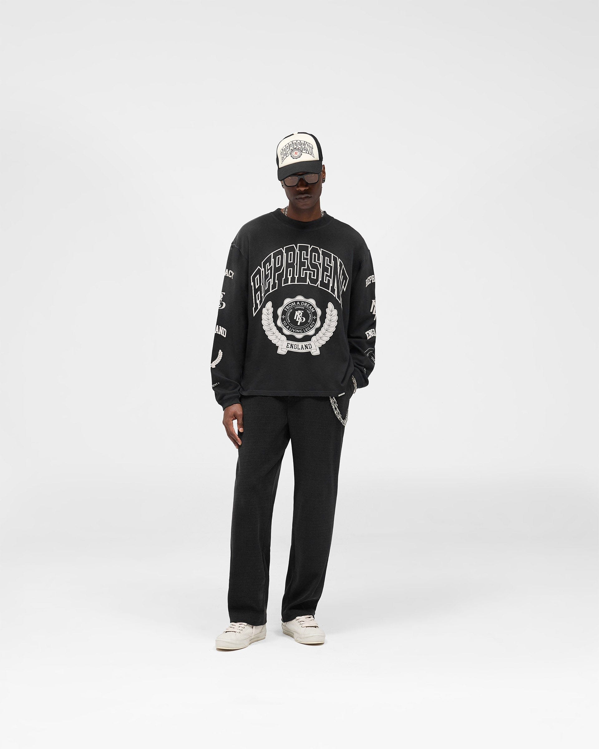 FW25 Legacy Crest Long Sleeve T-Shirt - Stained Black