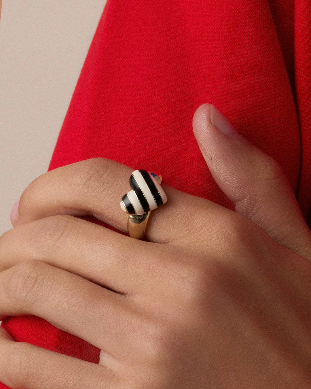 Winter 2026 Fashion Campbell Enamel Heart Ring