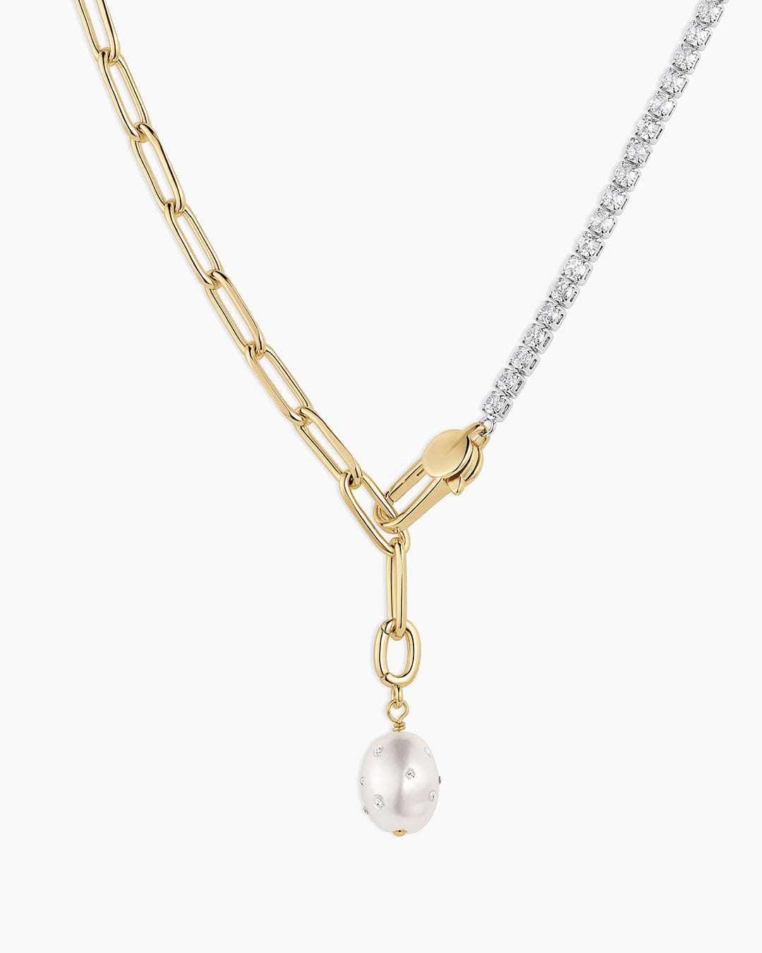 Winter 2025 Fashion Vintage Shimmer Pearl Charm Necklace