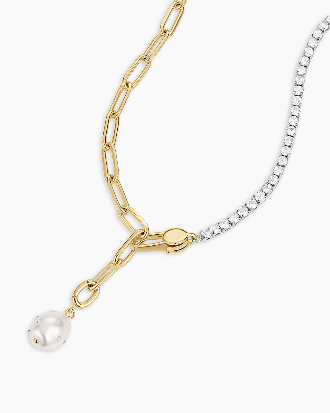Winter 2025 Fashion Vintage Shimmer Pearl Charm Necklace