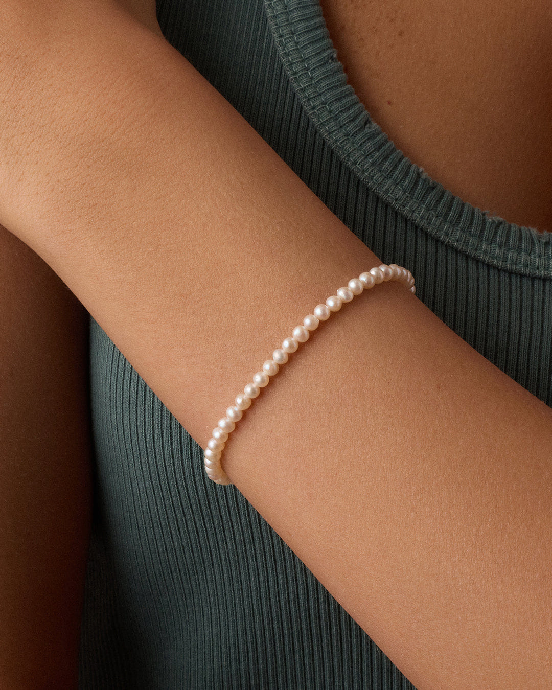 Summer 2025 Fashion Lou Pearl Bracelet