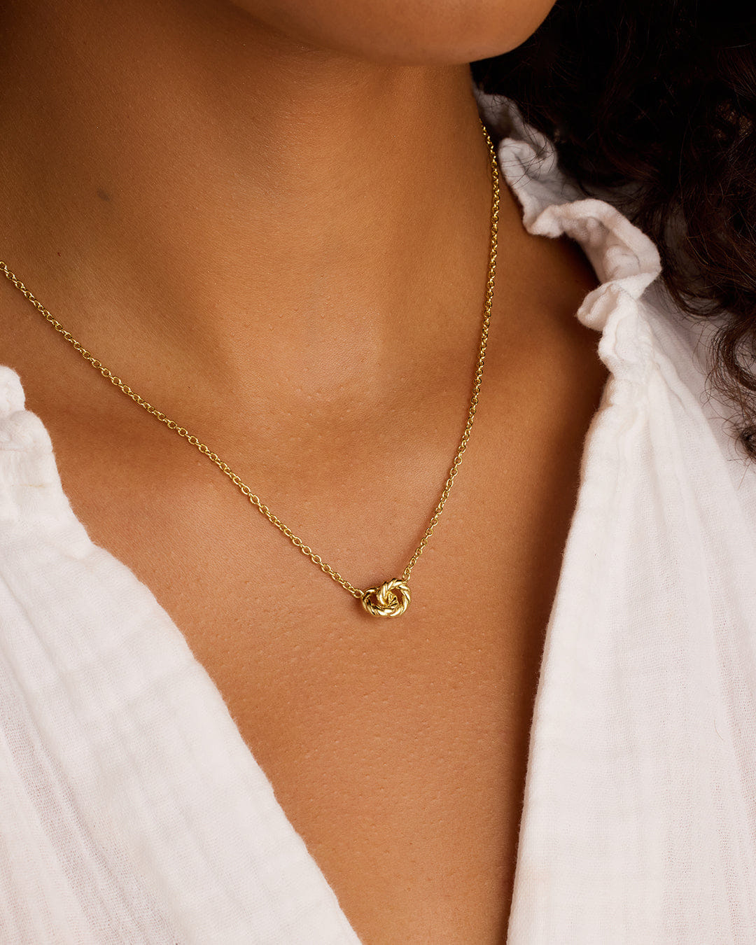 Summer 2024 Fashion Crew Interlocking Necklace