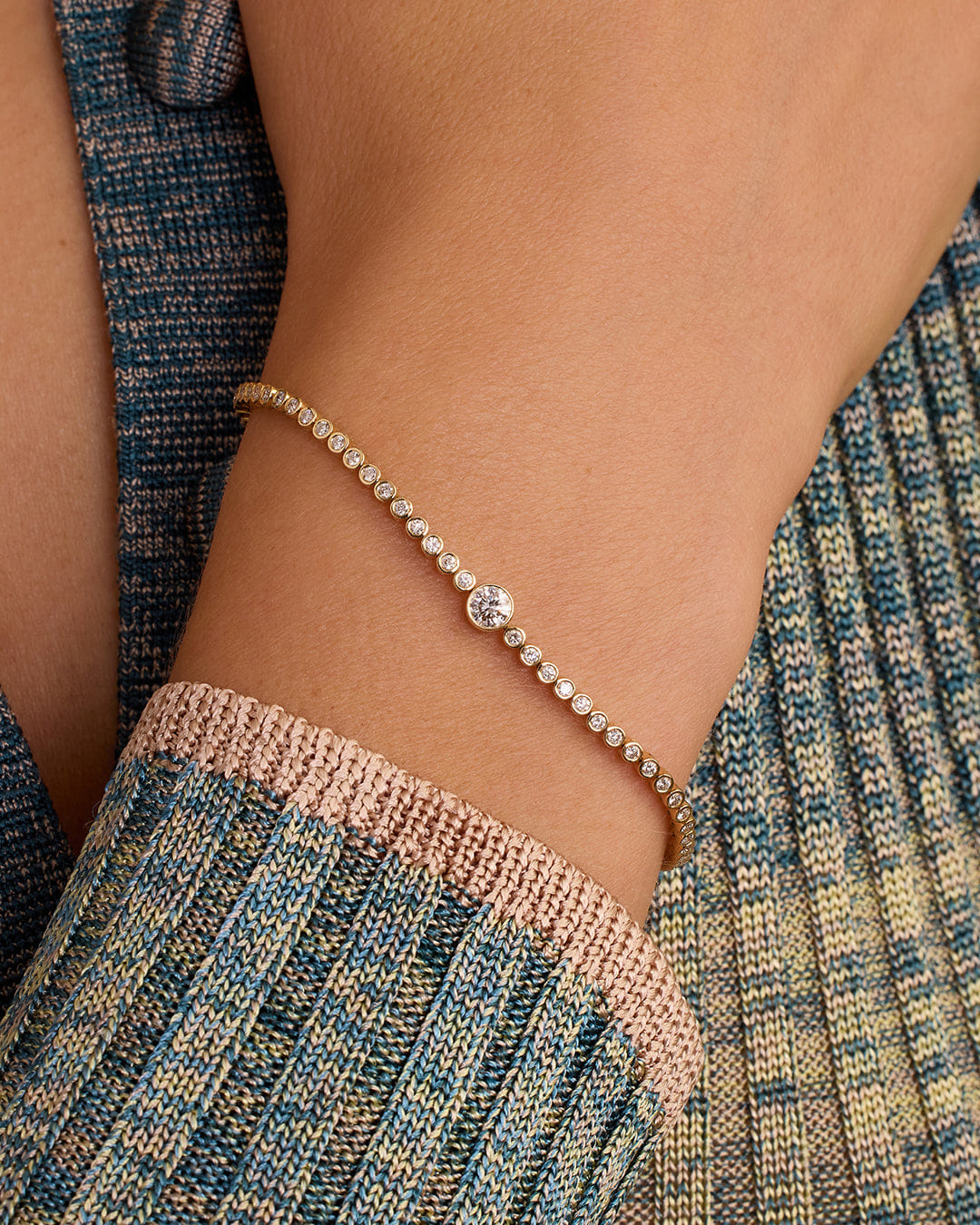 Fine 14K Lab Grown Diamond Circle Tennis Bracelet