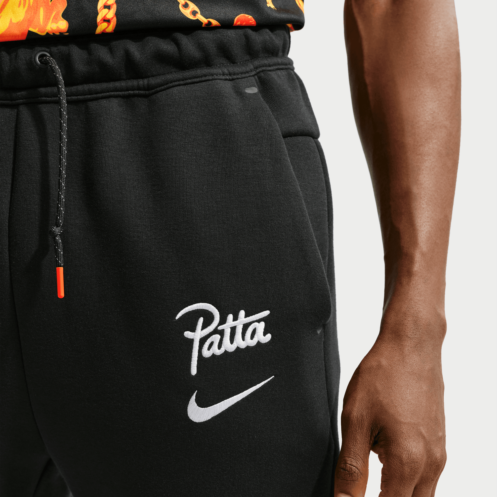 Nike NETHERLANDS X PATTA X NIKE "X2" TECH FLEECE JOGGER - BLACK