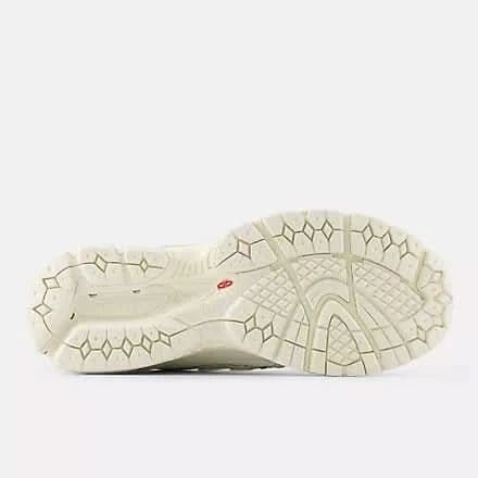 New Balance 1906R Angora Sea Salt Shadow Red