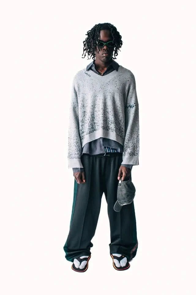 Jungles Jungles Speckle V-Neck Sweater