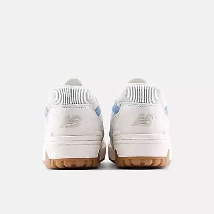 New Balance Women’s 550 – Sea Salt / Still Water