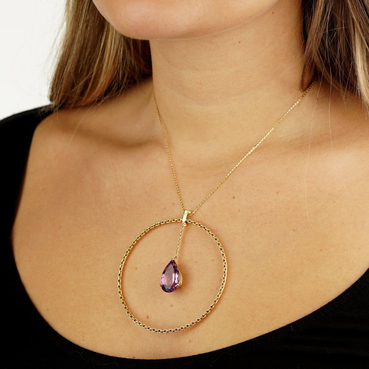 Louis Vuitton 18k Yellow Gold Amethyst Chain Pendant Necklace