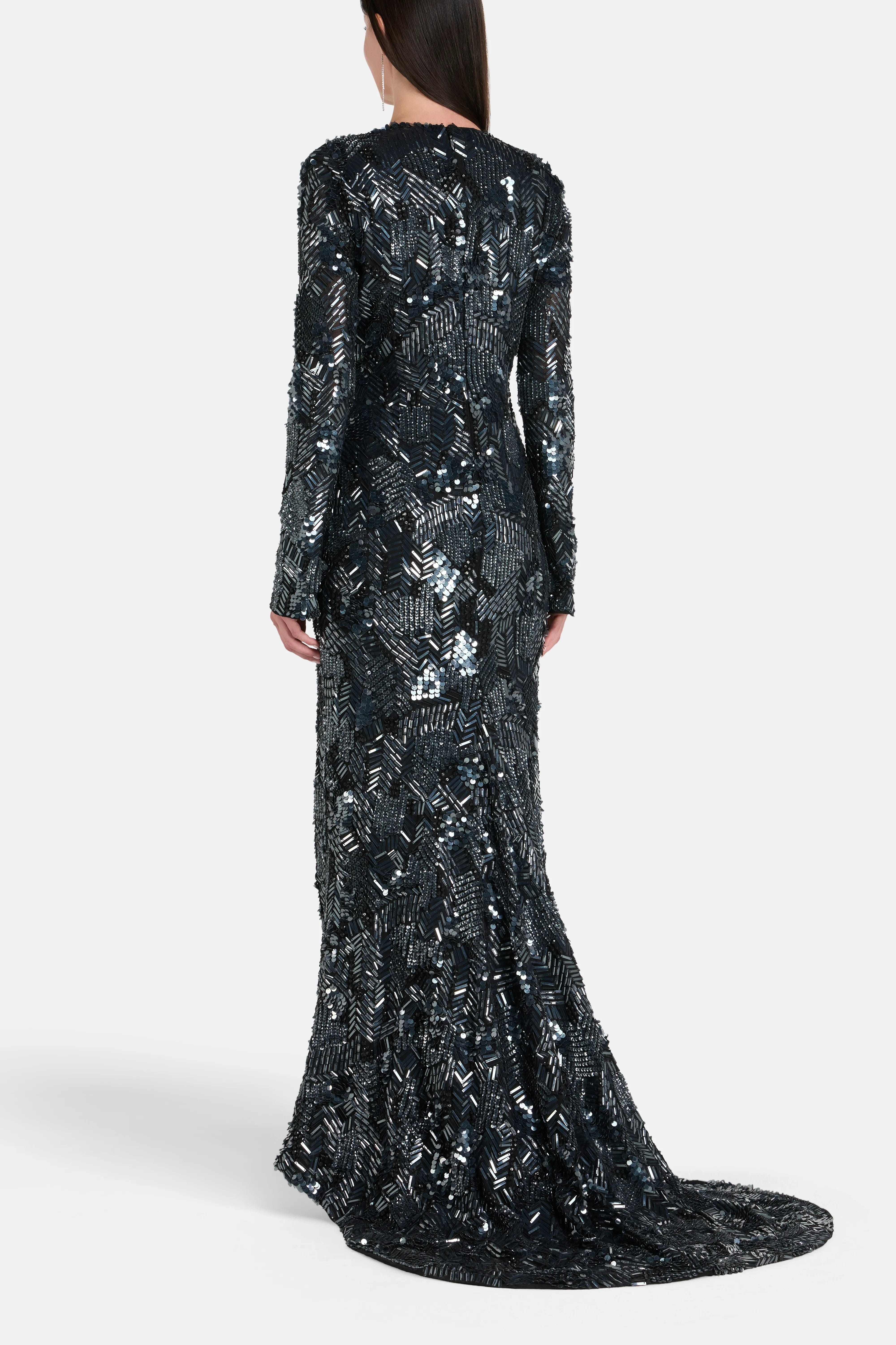 Ilta Long Sleeves Embellished Evening Dress with Train in Black