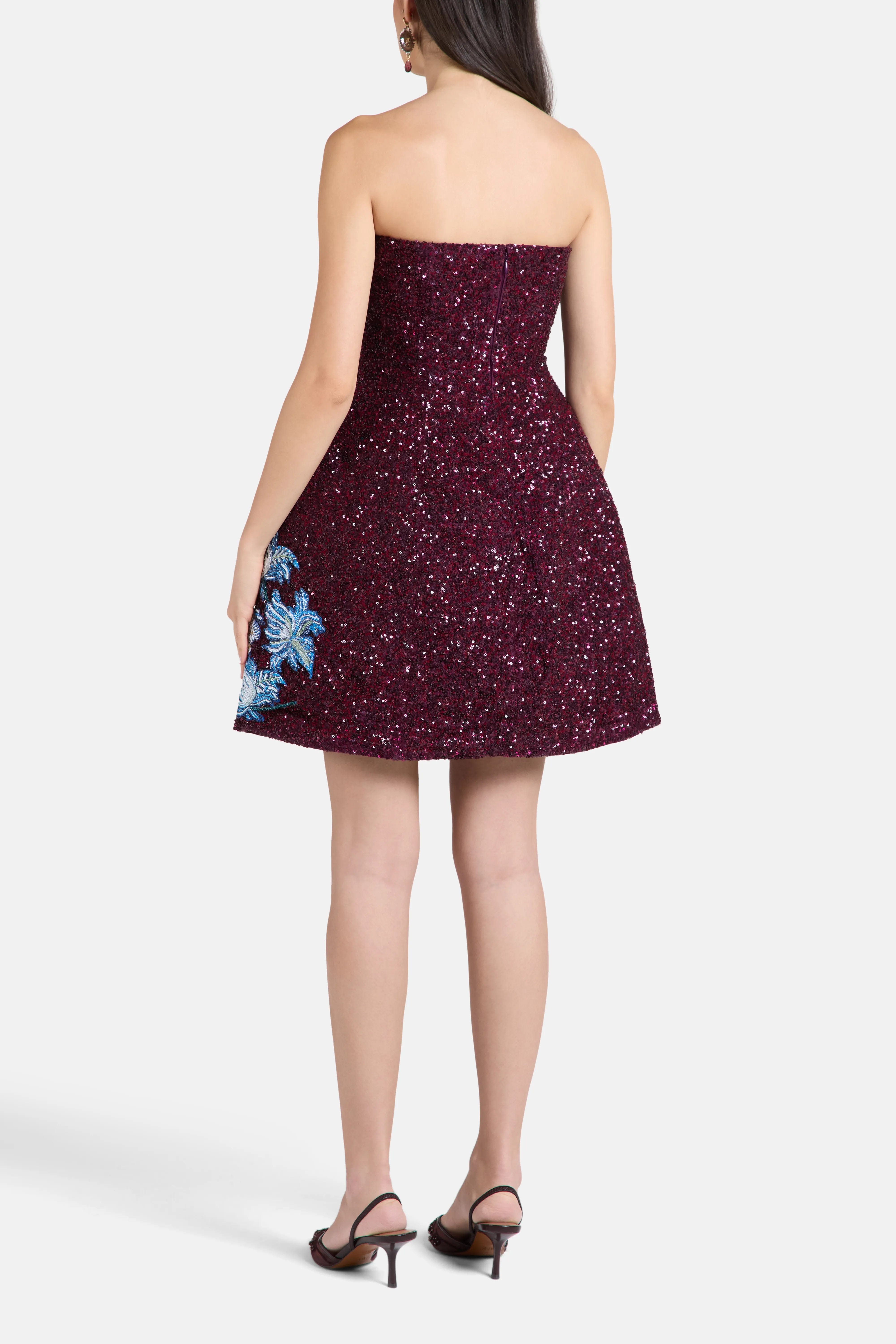 LA FUORI Floral Embroidered Strapless Sequins Mini Dress in Burgundy
