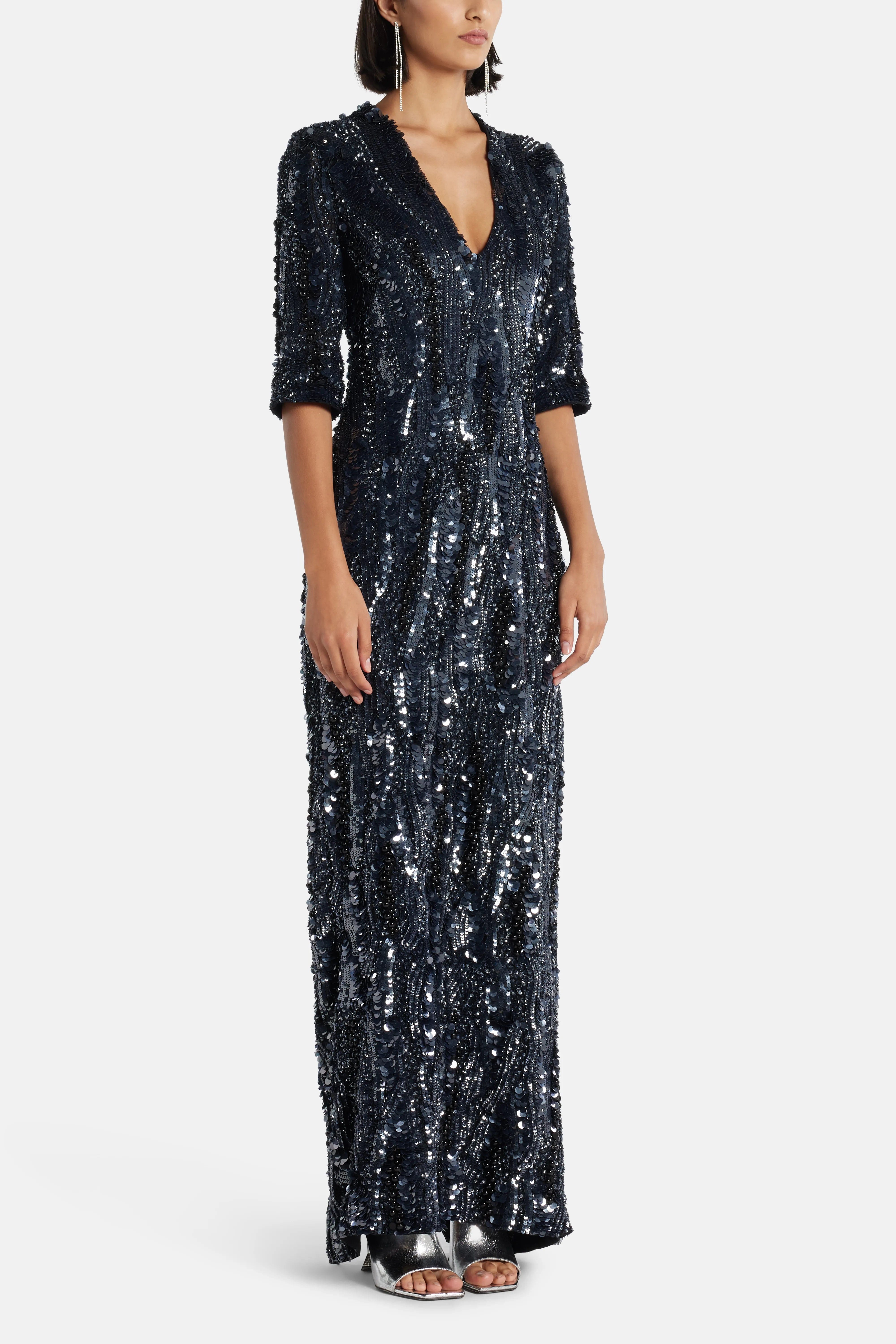 Ilta Allegra Sequin V Neck Evening Dress in Black