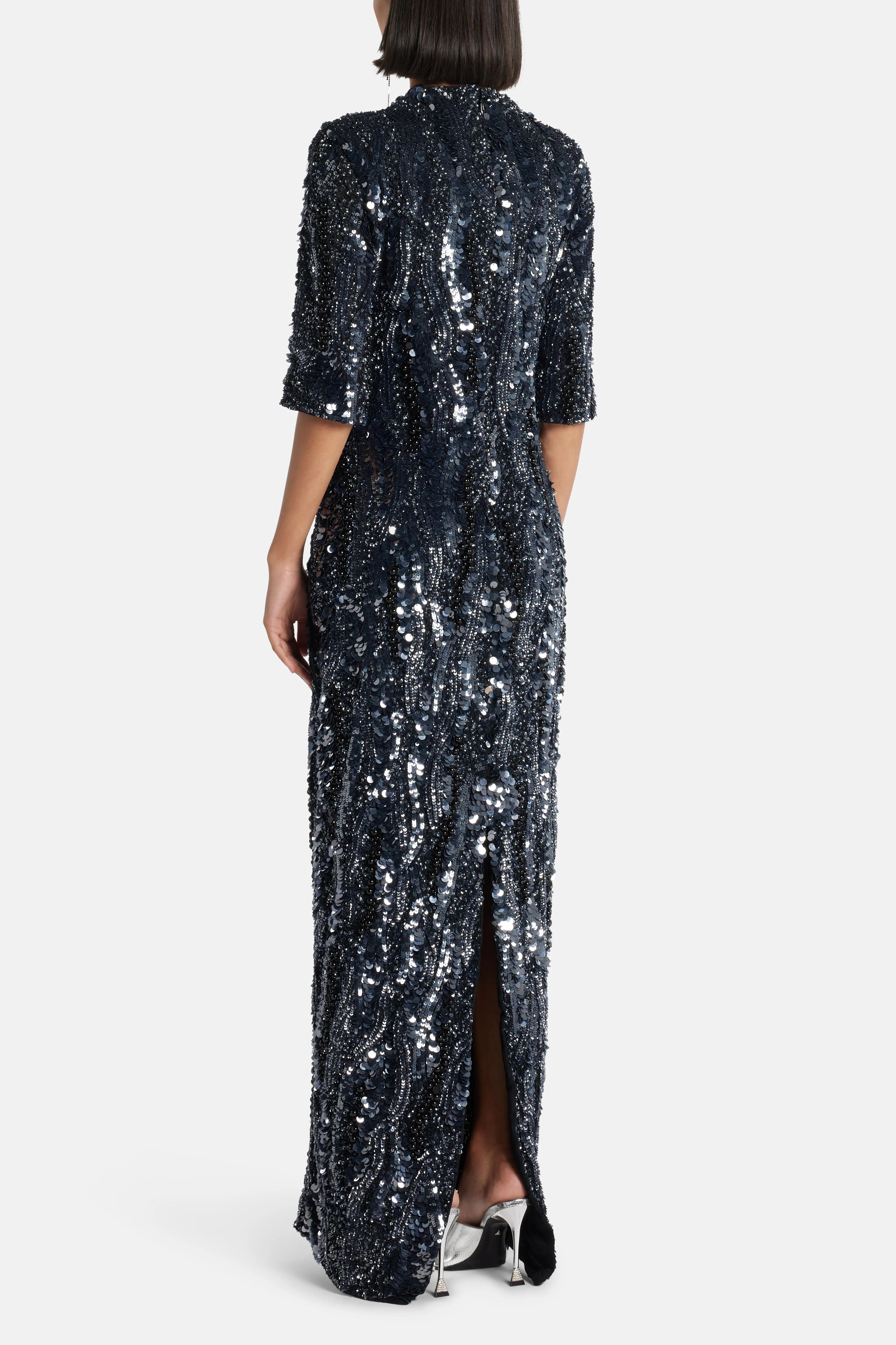 Ilta Allegra Sequin V Neck Evening Dress in Black