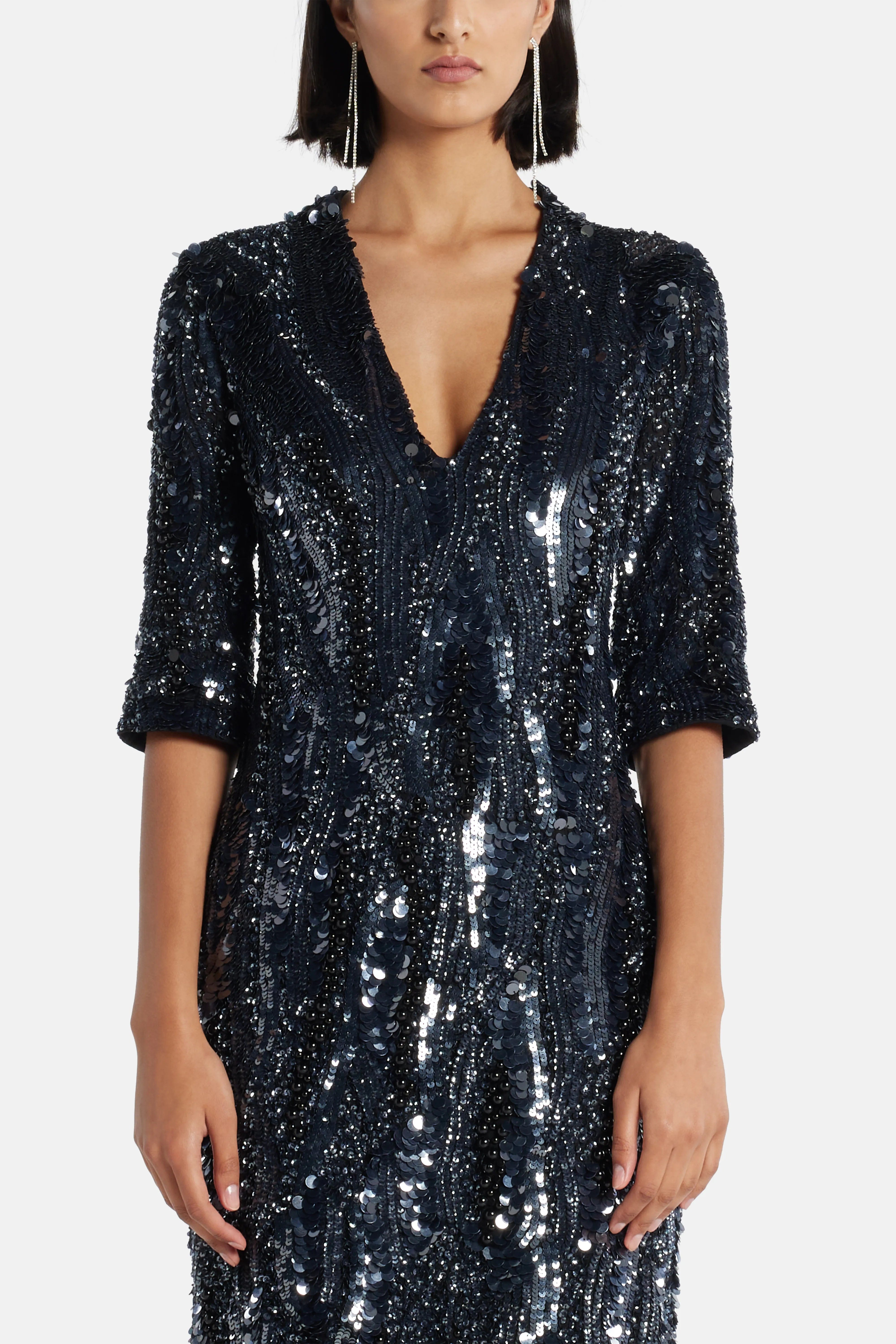 Ilta Allegra Sequin V Neck Evening Dress in Black