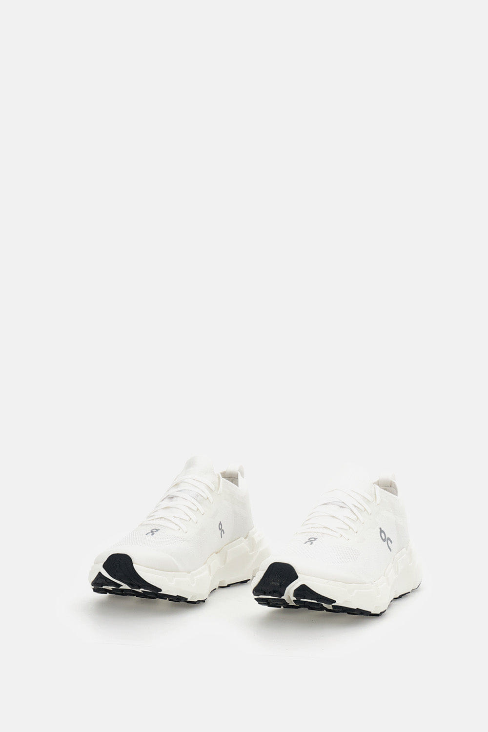 On Running CLOUDSOMA SNEAKERS