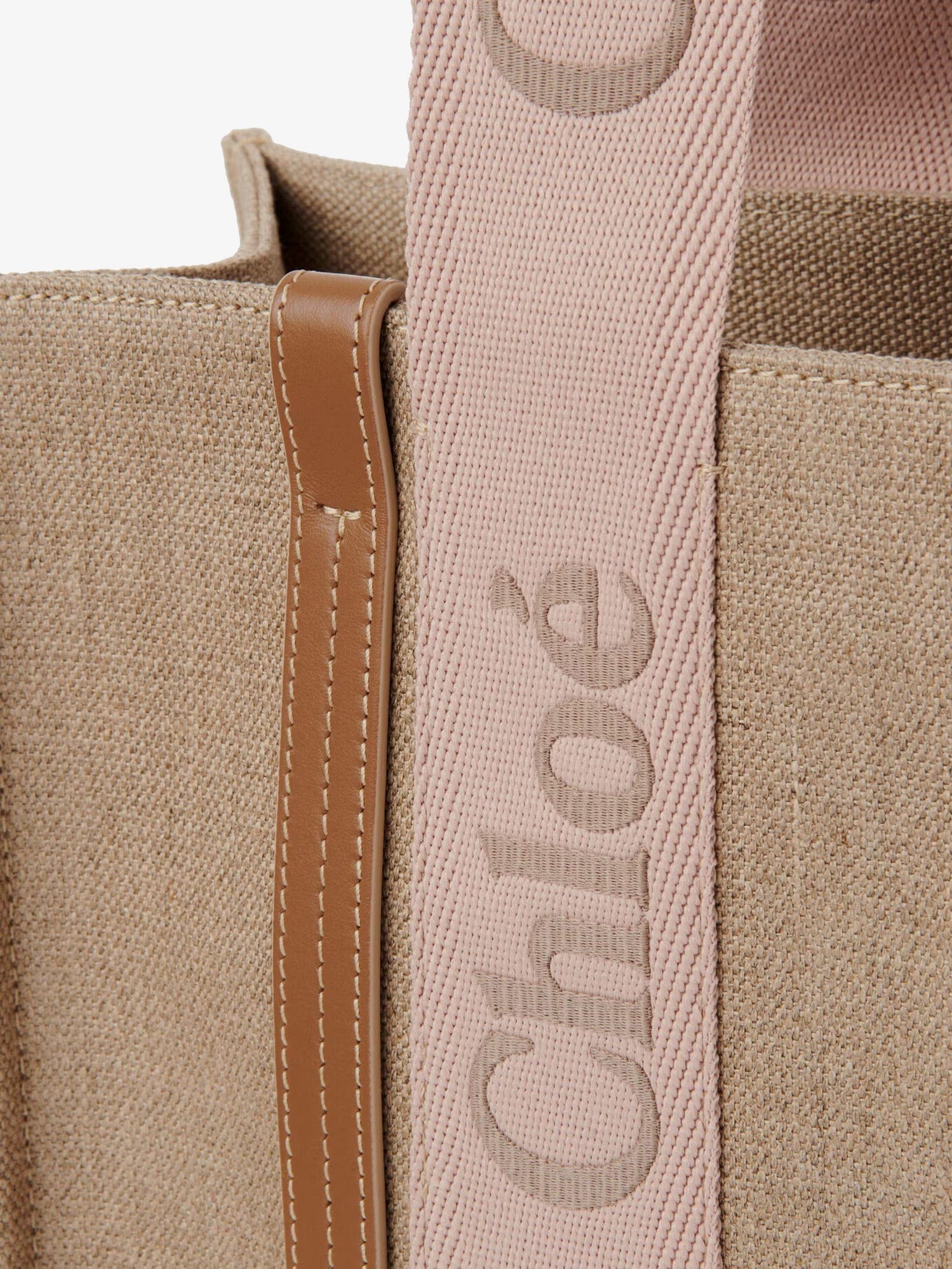 Chloe Woody linen shoulder bag with front embroidered logo