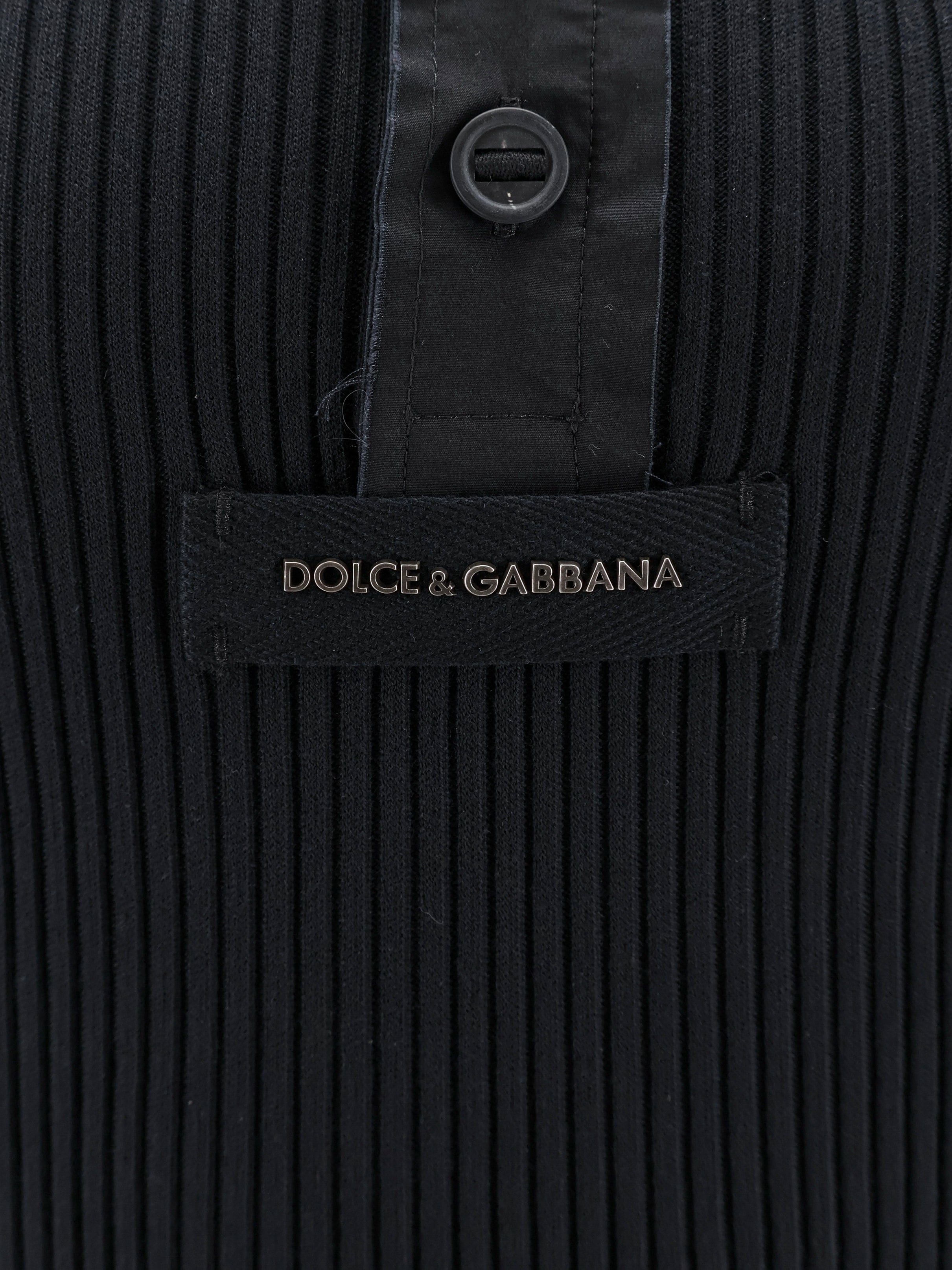 Dolce & Gabbana Ribbed cotton sweater with metal logo on the front