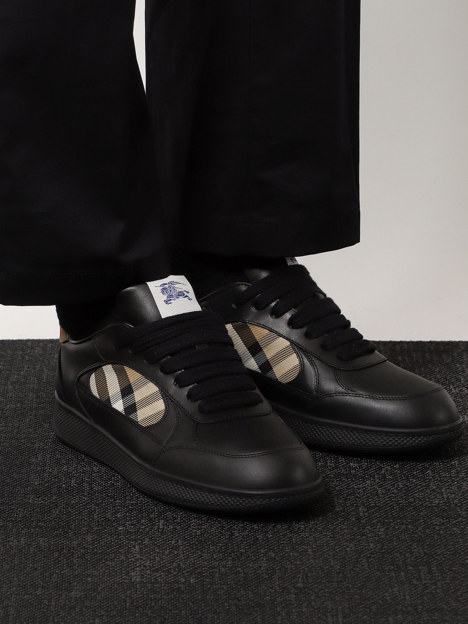 Burberry Leather sneakers with Traditional Check inserts