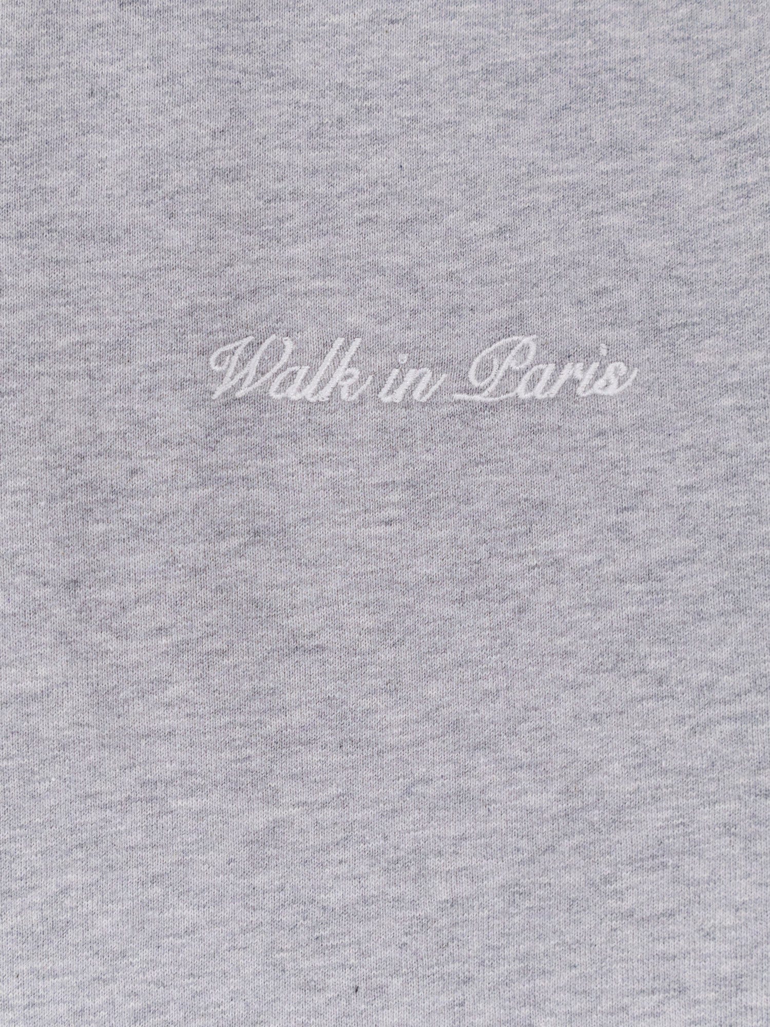 WALK IN PARIS Timeless sweatshirt with front embroidered logo