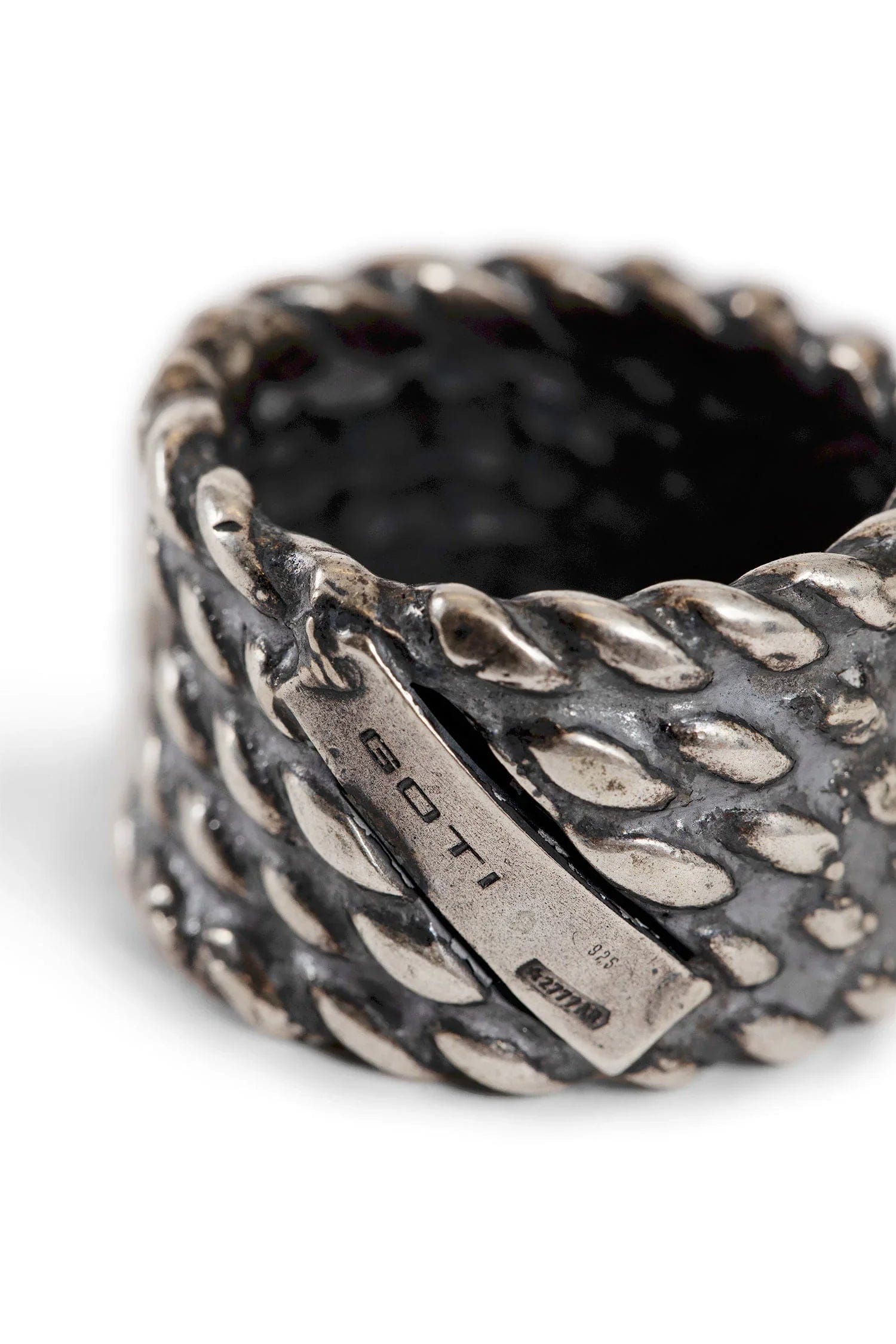 GOTI Rope Ring