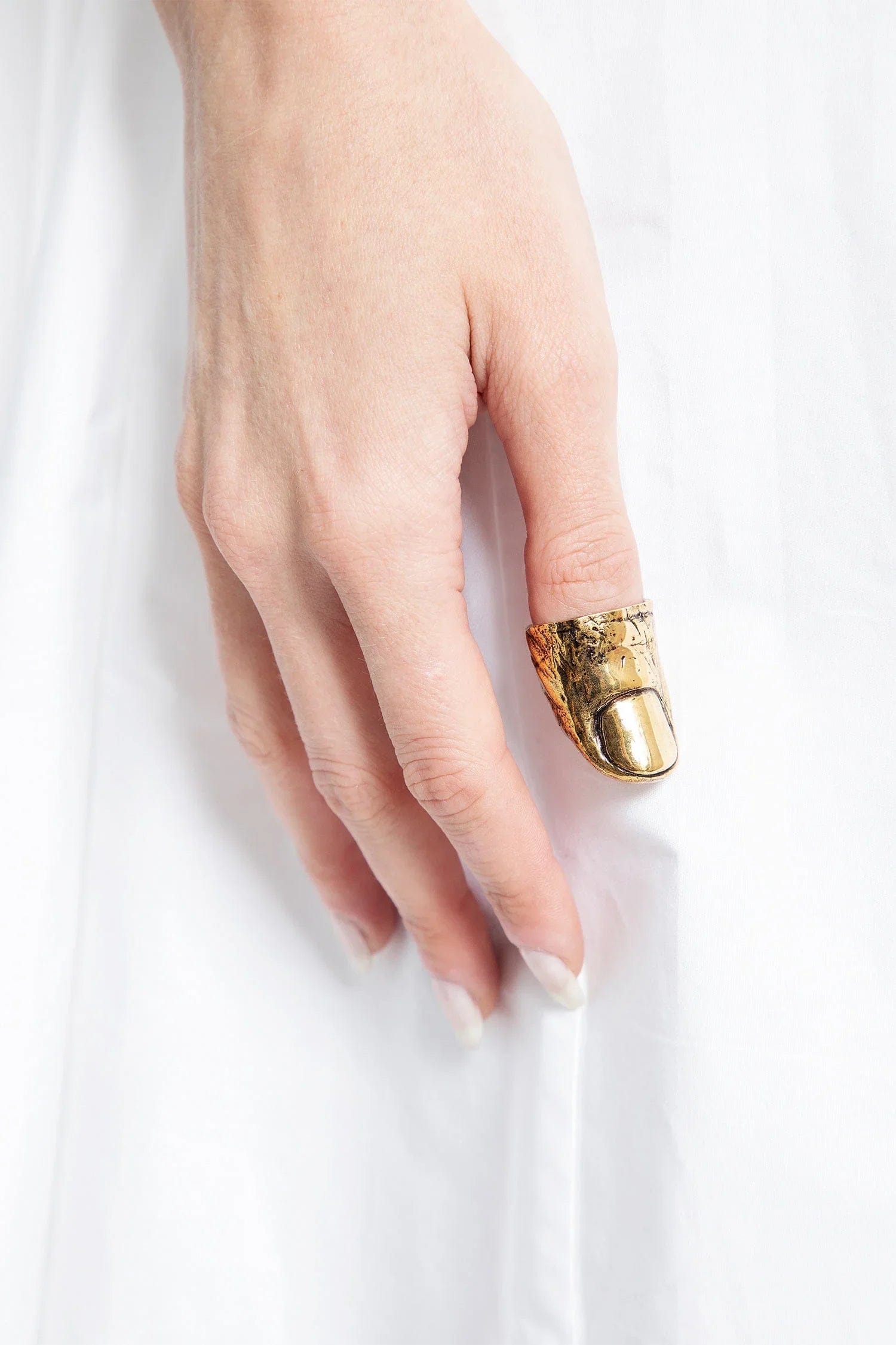 ANGOSTURA Thumb Finger Ring
