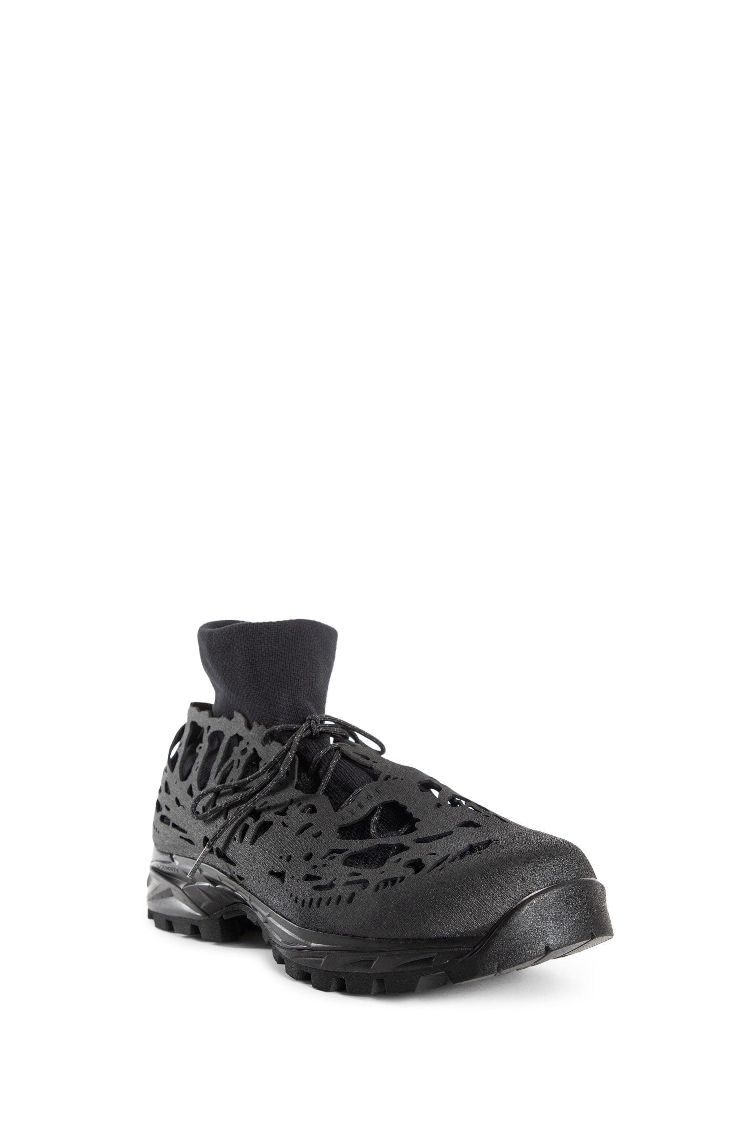 DEMON Permiana Sneakers