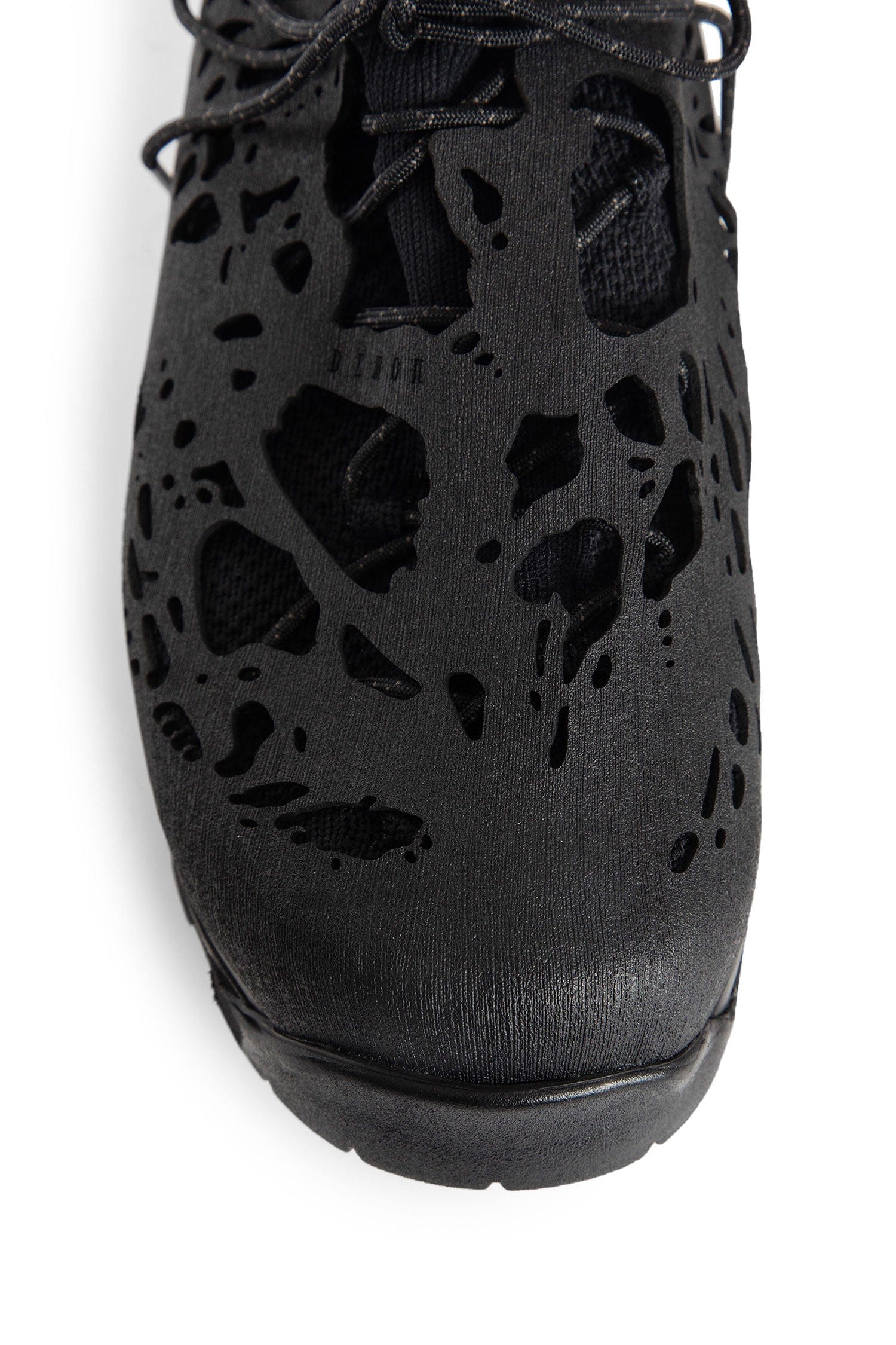 DEMON Permiana Sneakers