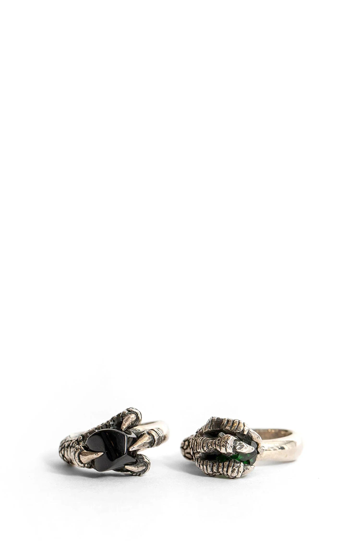 KD2024 SET 2 RING CLAW HUMAN ONYX