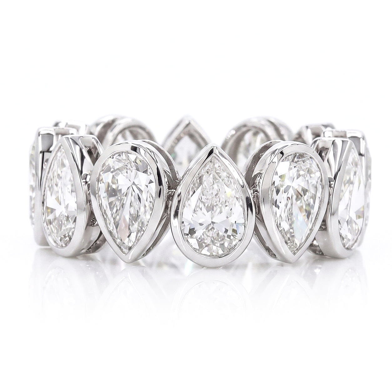 MANUFACTURER 51 Lab Grown Diamond Eternity Ring - 6.88 carat