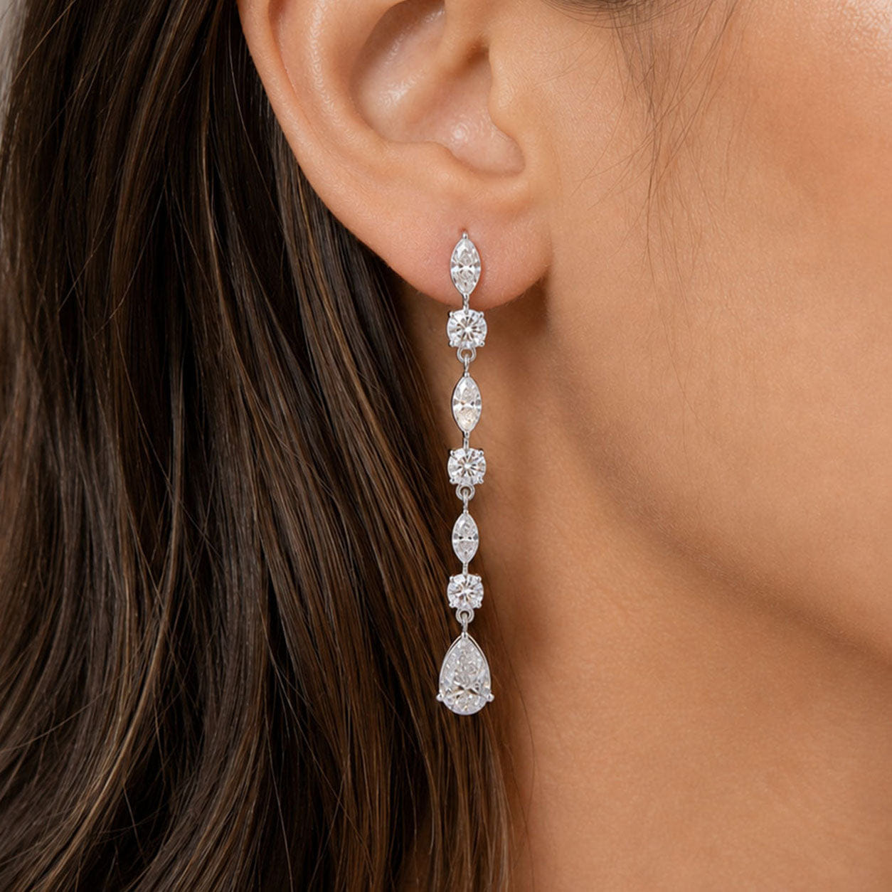 MANUFACTURER 51 Lab Grown Diamond Earrings - 5.66 carat