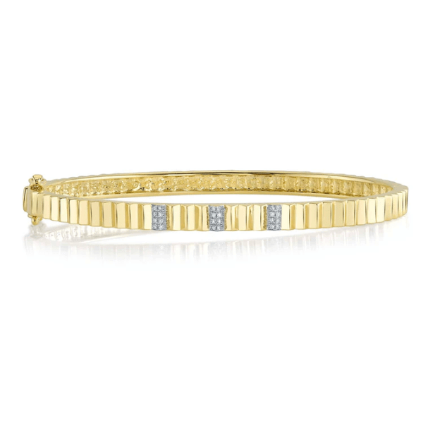 Shy Creation 14K Yellow Gold 0.07ctw Diamond Triple Station Bangle Bracelet - SC55026168RDZS