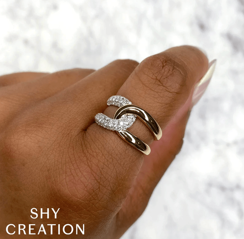Shy Creation 14K Yellow Gold 0.71ctw Interlocking Diamond Ring - SC55025746